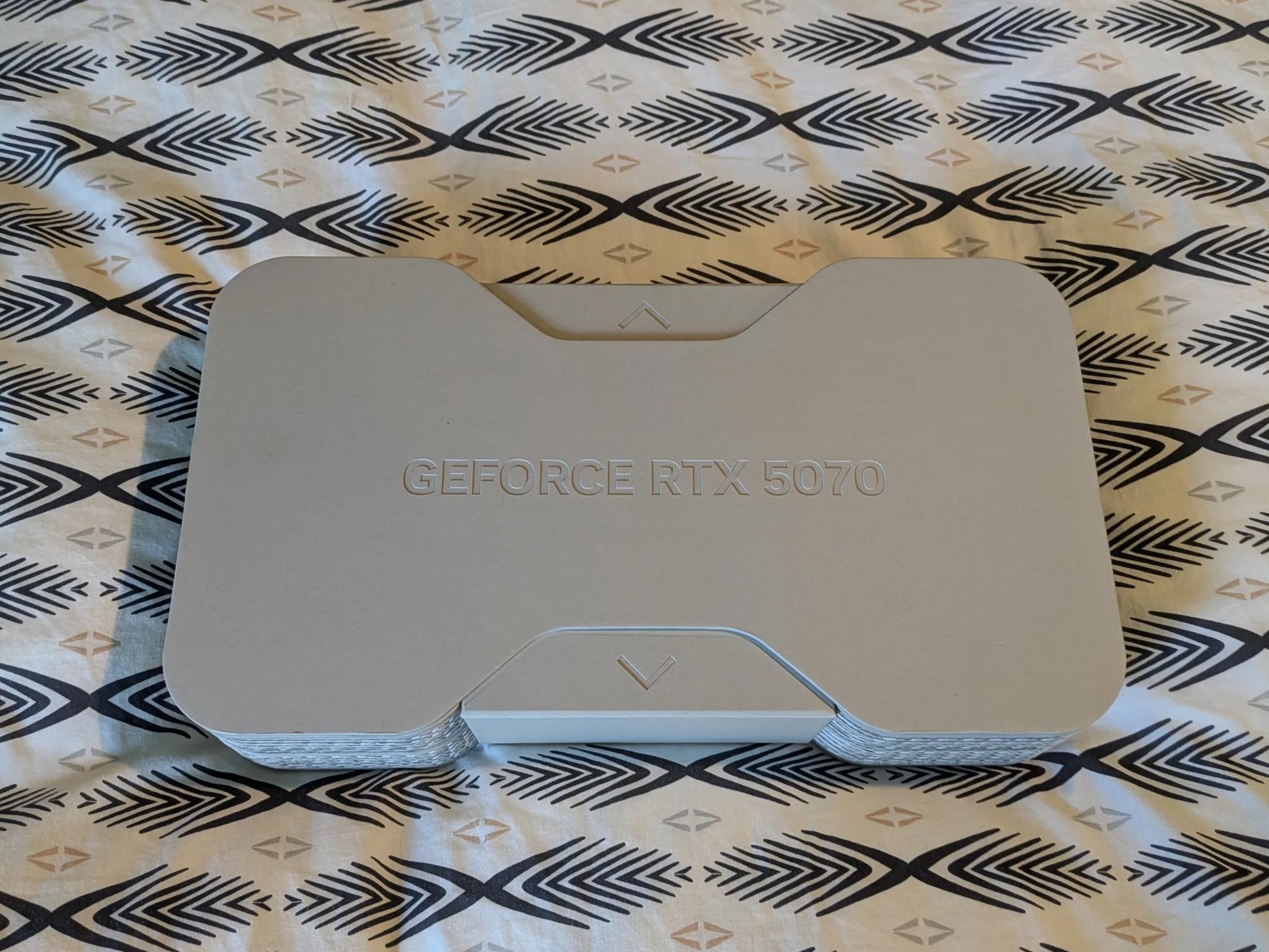 NVIDIA GEFORCE RTX 5070 FE