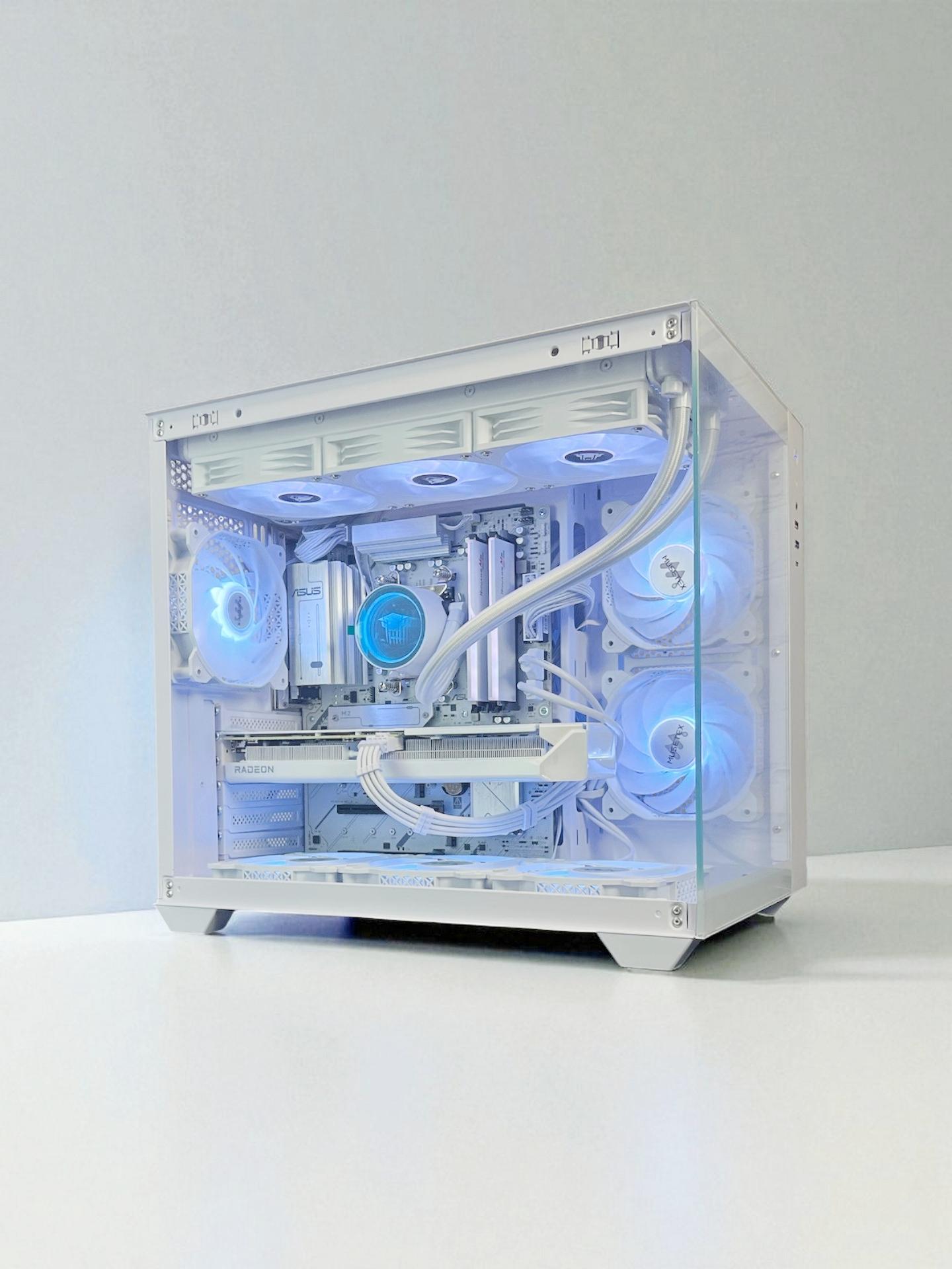Liquid Cooled AMD RX 9060 XT 16GB Ryzen 8400F 16GB DDR5 1 TB M.2 Gaming PC