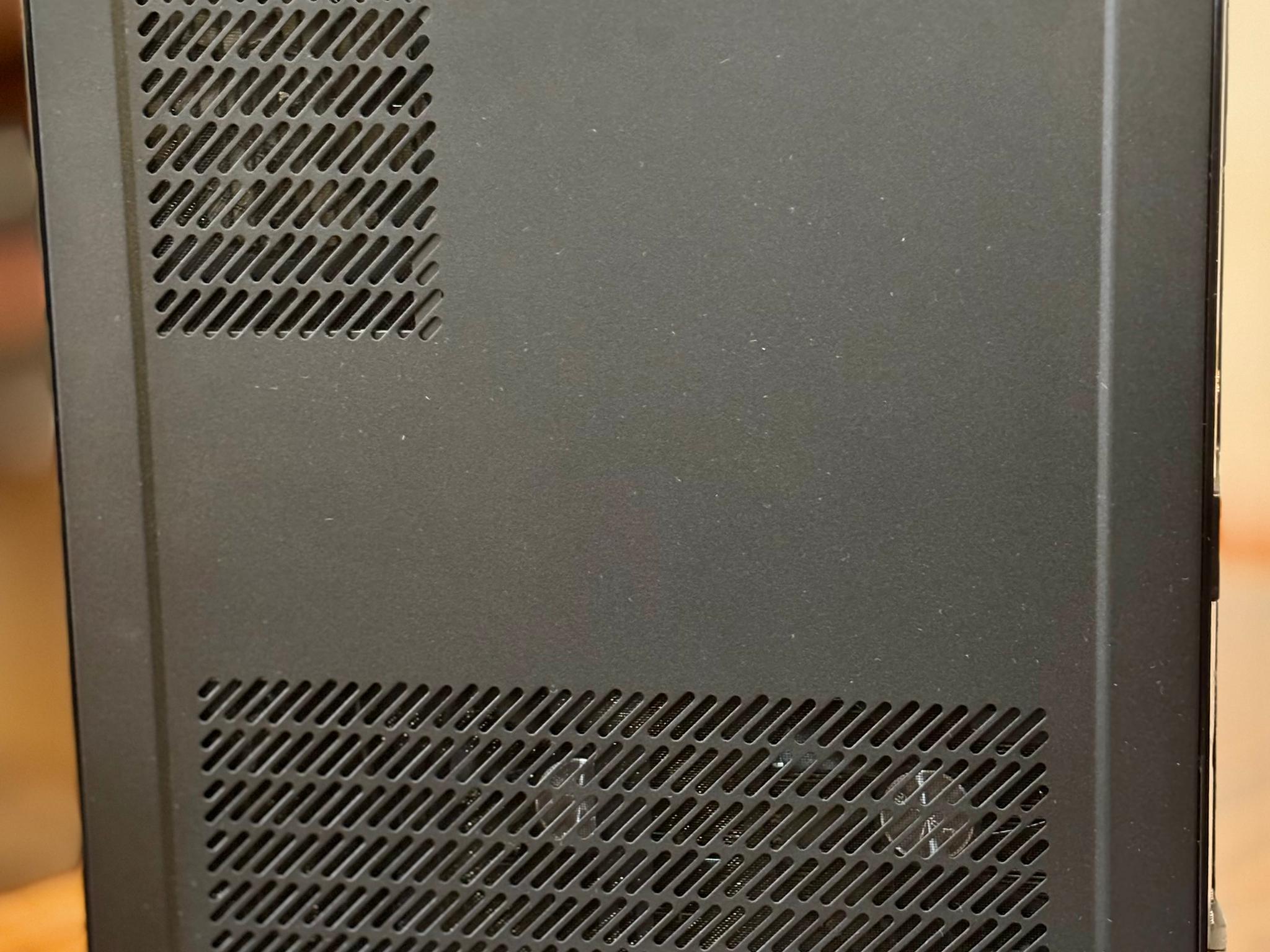 Console-Size Gaming PC for 1080p 60+ FPS Gaming | Small Form Factor Build | Home Theater PC Build