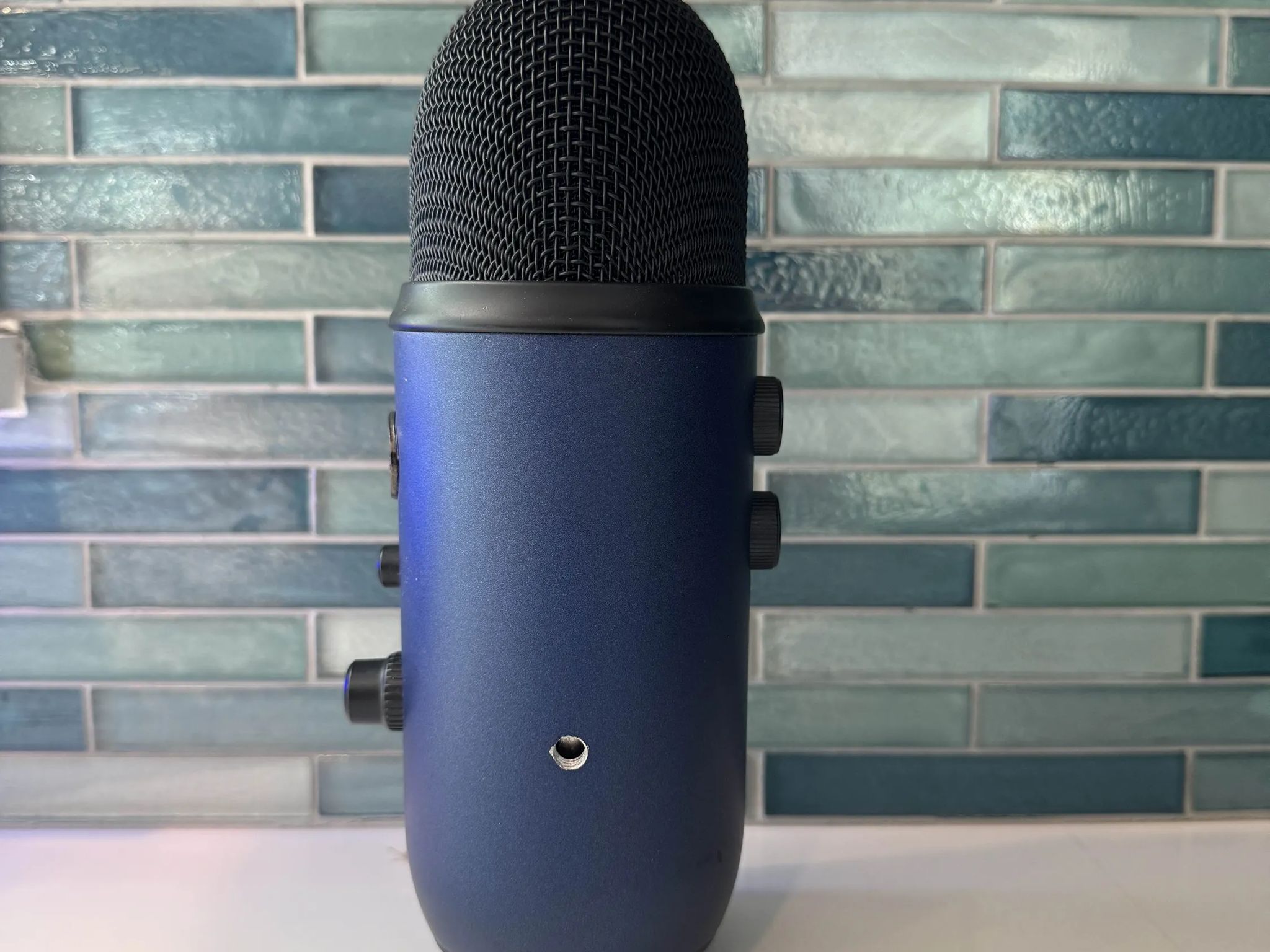Blue Yeti Microphone (No Cables Or Mount)