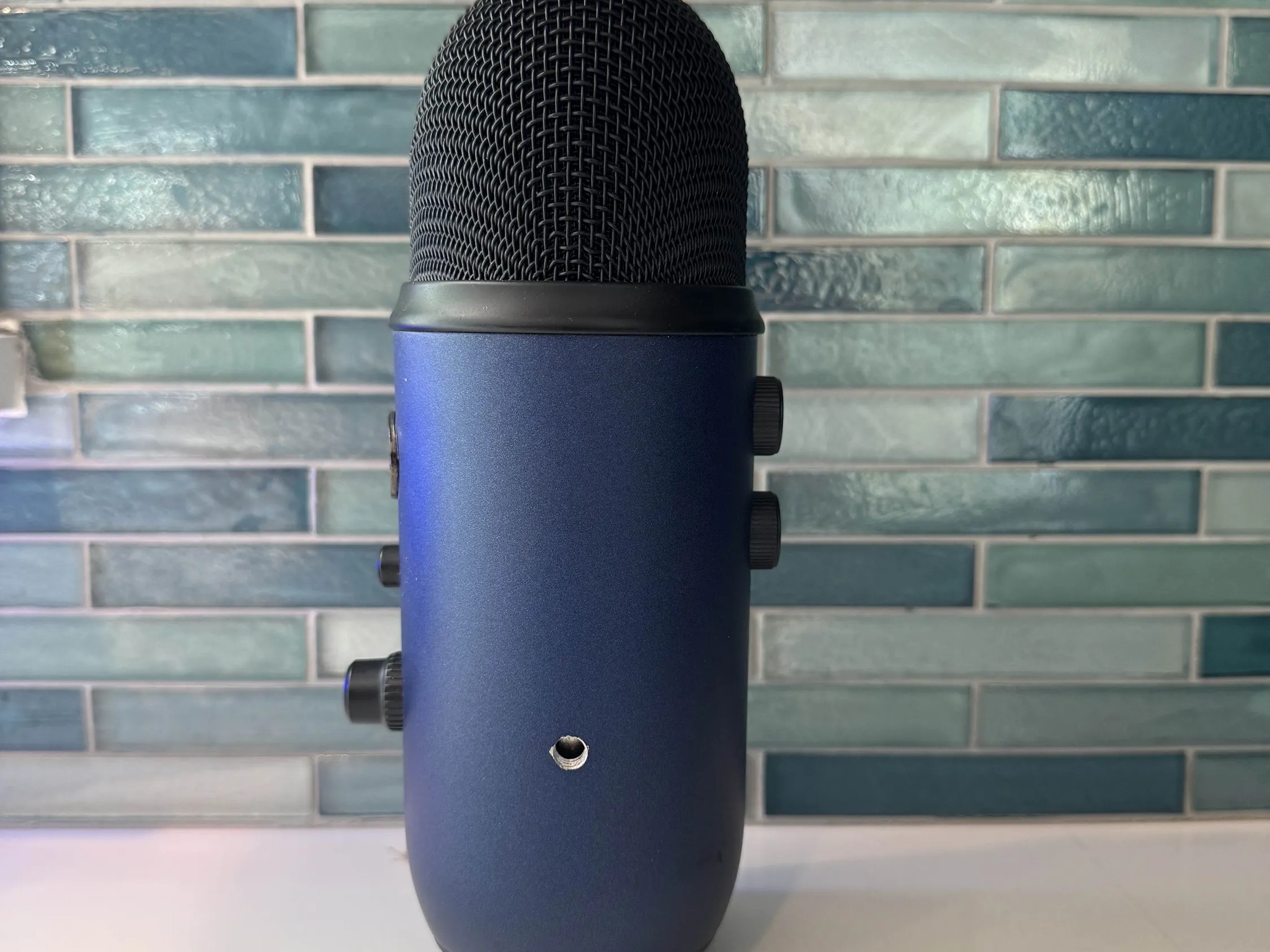 Blue Yeti Microphone (No Cables Or Mount)