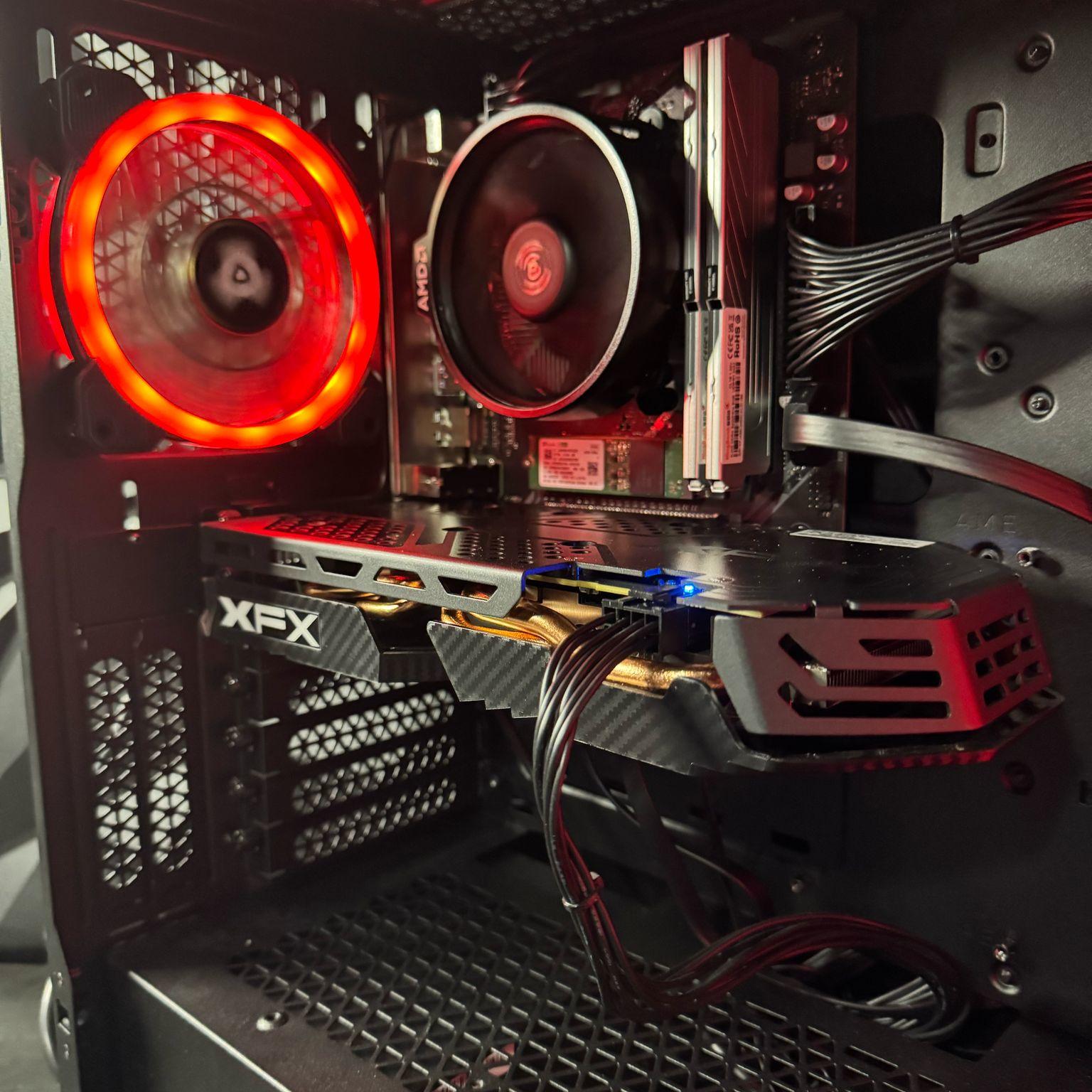 💰 Budget Baddie 580 💀🔥 Ryzen 2600| RX 580| 16 GB DDR4 |1.75 TB Storage