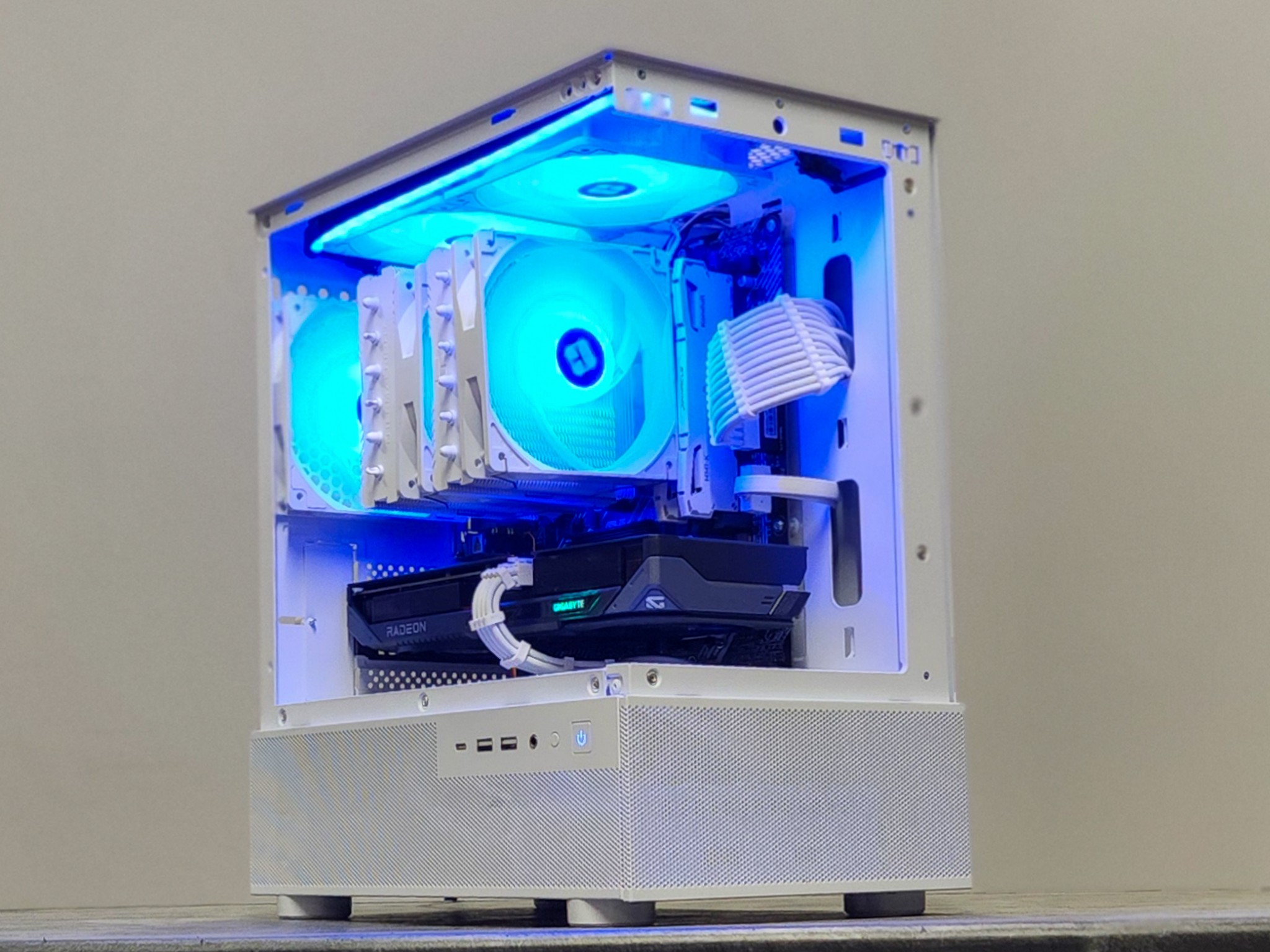 Custom Gaming PC | RX 9060 XT 16GB | Ryzen 7 5800XT | 1TB SSD | 32GB RAM | Windows 11 Pro
