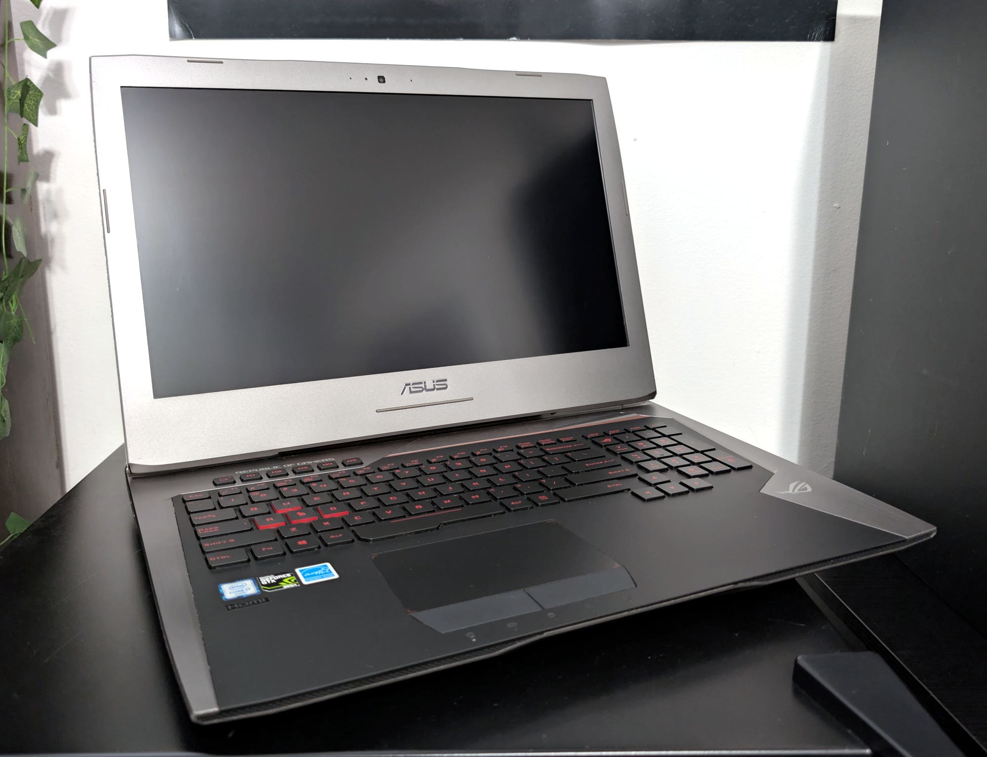 Asus G752VL Gaming Laptop | i7-6700HQ | Nvidia 965M | 256GB SSD + 1TB HDD | 16GB DDR4 | Grade A