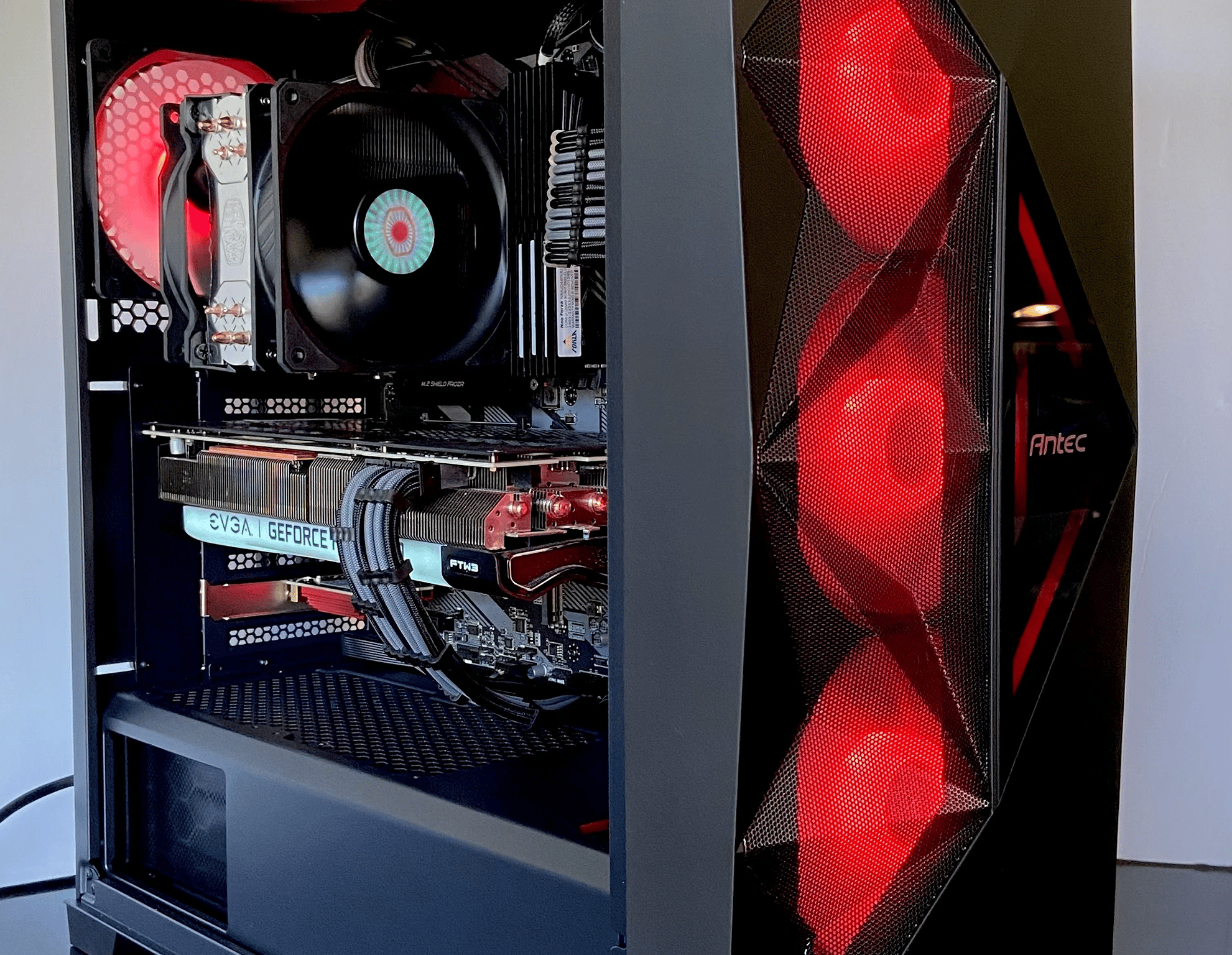 Powerful Gaming/Streaming PC! Core i5-10600K || RTX 3070 || 32GB RAM || 1TB NVMe SSD