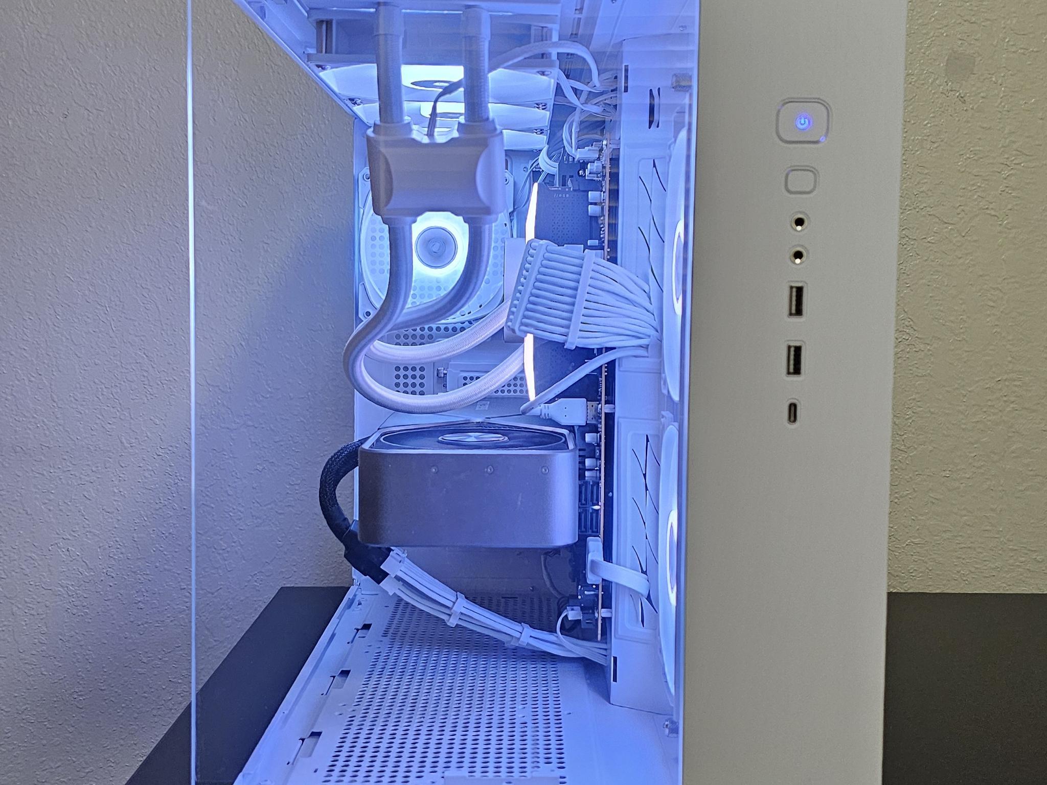 🗽PROJECT FREEDOM🗽 RTX 3090 | RYZEN 7700 | 32GB DDR5 | 1TB SSD | BNIB | 1440P/4K | GAMING PC $1709