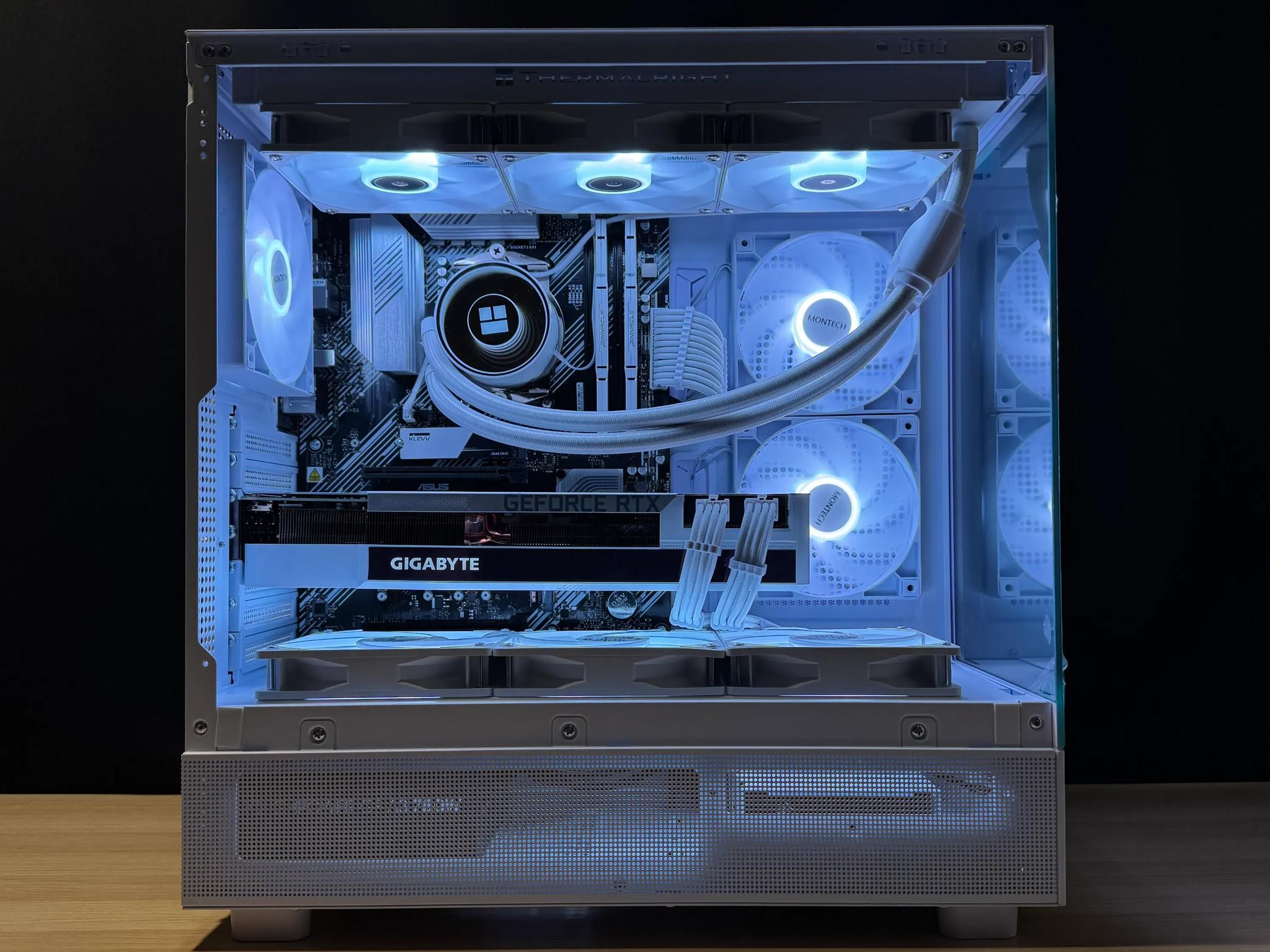 🌨️ARCTIC🌨️ White Gaming PC | RTX 3080 , RYZEN 7 5800X, 32GB DDR4 RAM, 1TB M.2