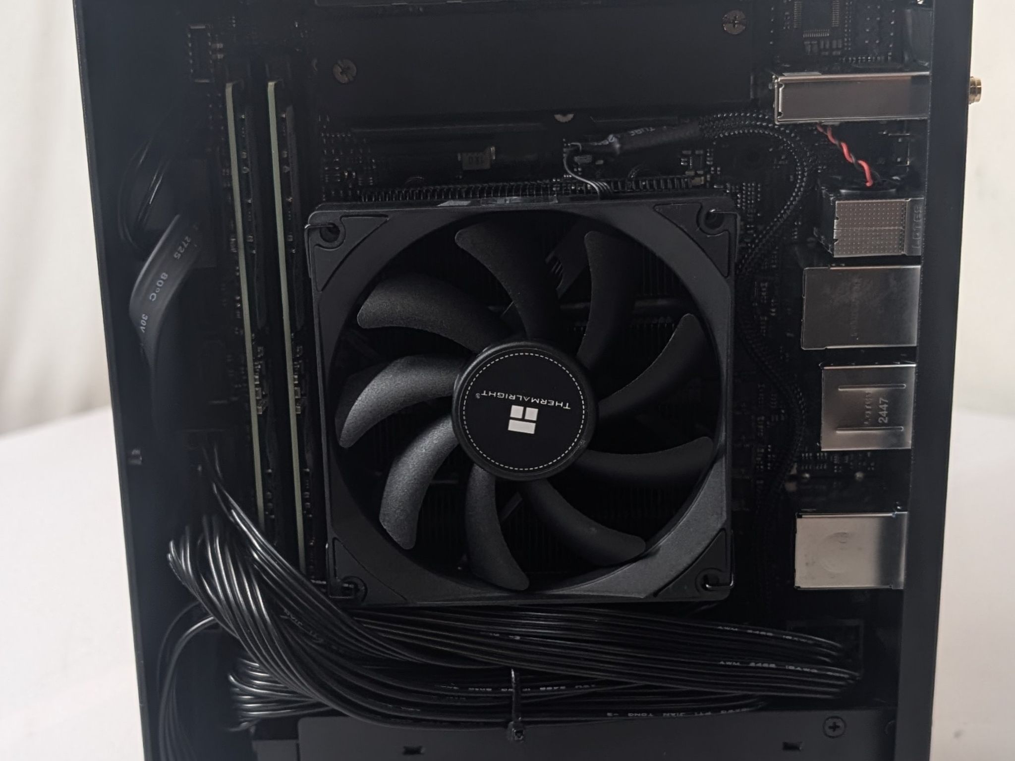 ITX AM5 GAMING PC | RTX 4060 8GB  | RYZEN 5 7500F | 16GB DDR5