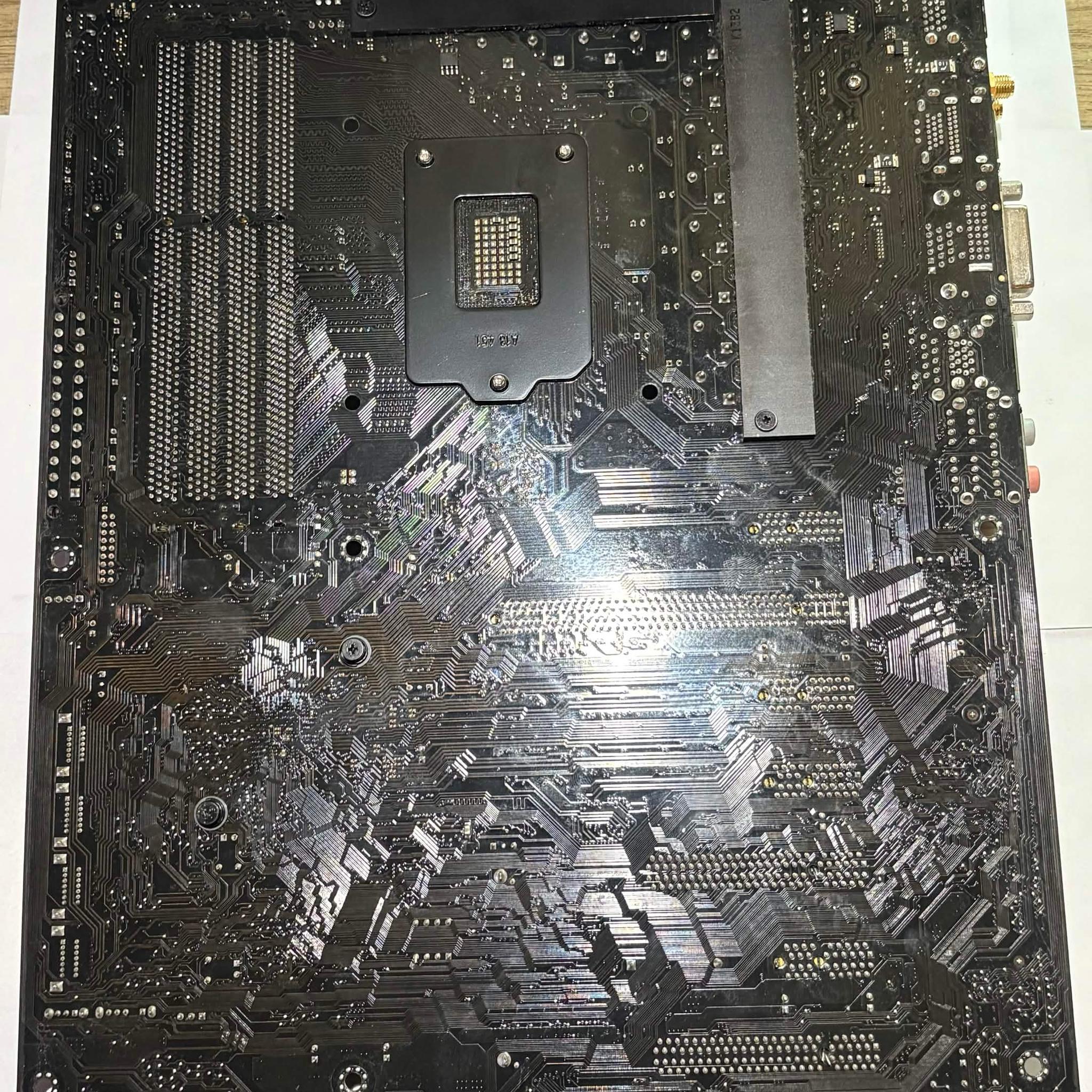 ASUS Z87-PRO LGA1150 Motherboard – Wi-Fi GO! – DDR3 – Tested Working – I/O Shield Included