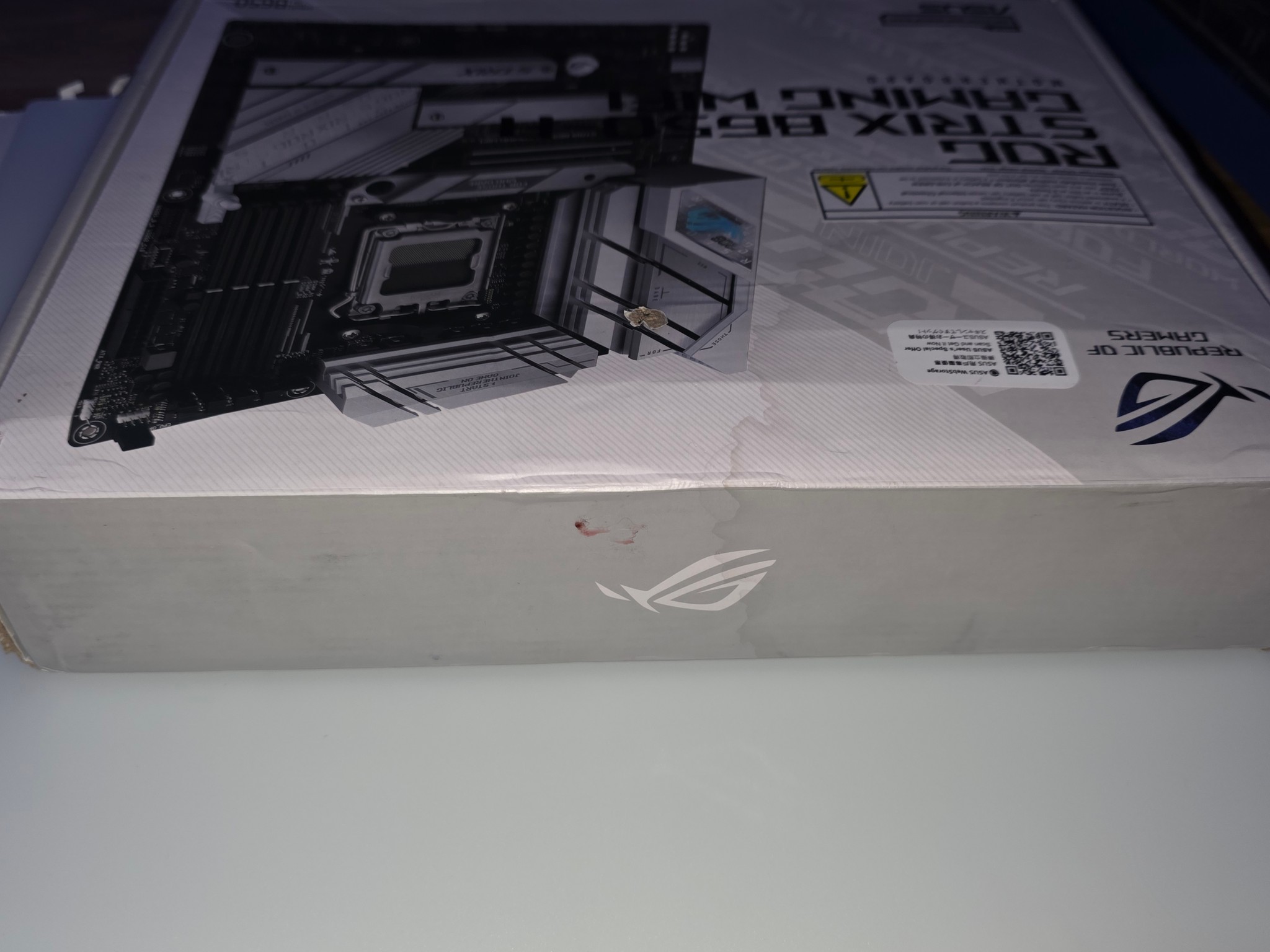 ASUS ROG Strix B650-A Gaming WiFi (White) - Brand New, Never Used