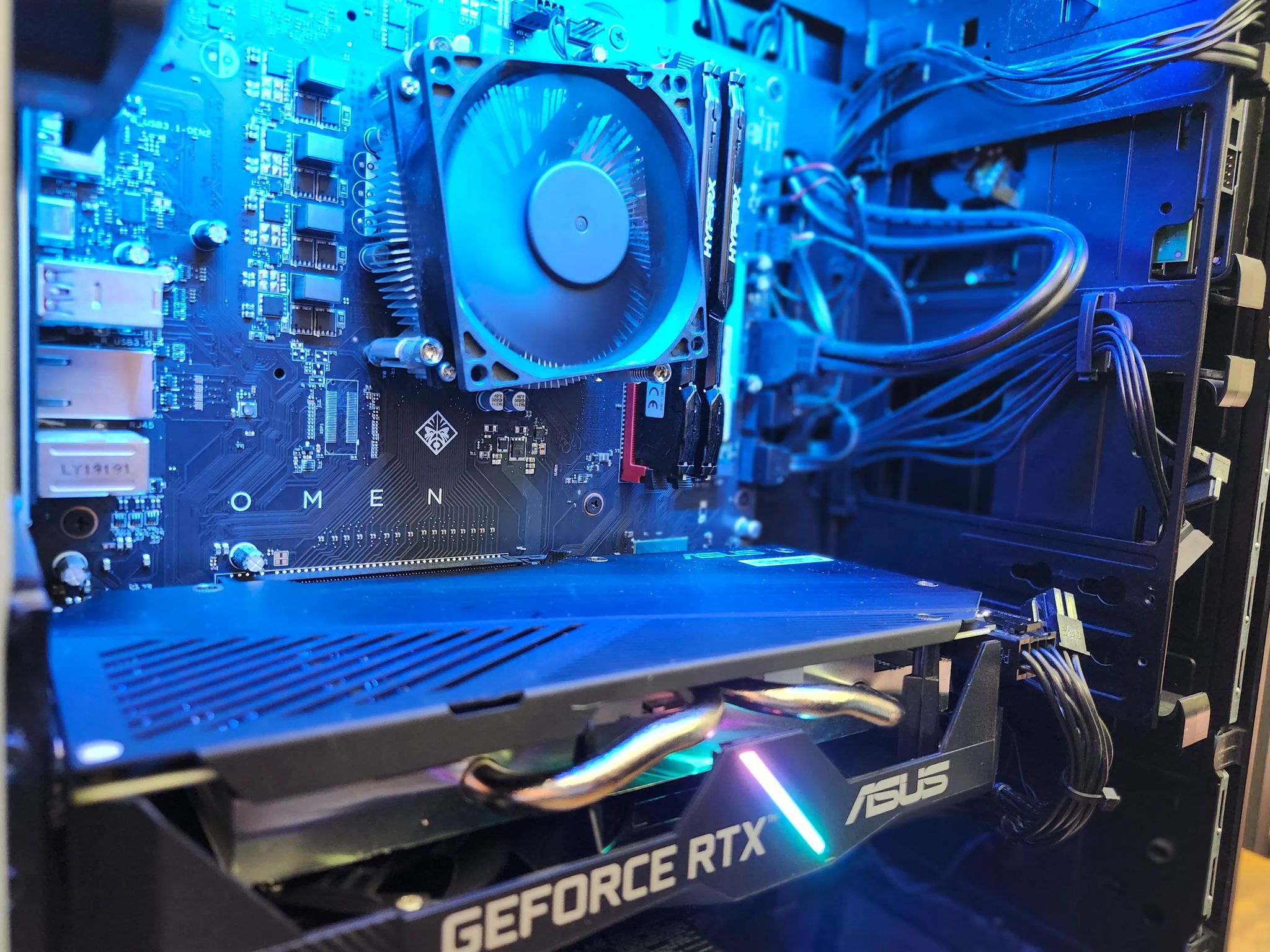 👑 Great Value 1080p Streaming - Gaming PC| RTX 2060 | i7 |32GB DDR4 |256GB M.2 SSD + 1TB HDD |WI-FI