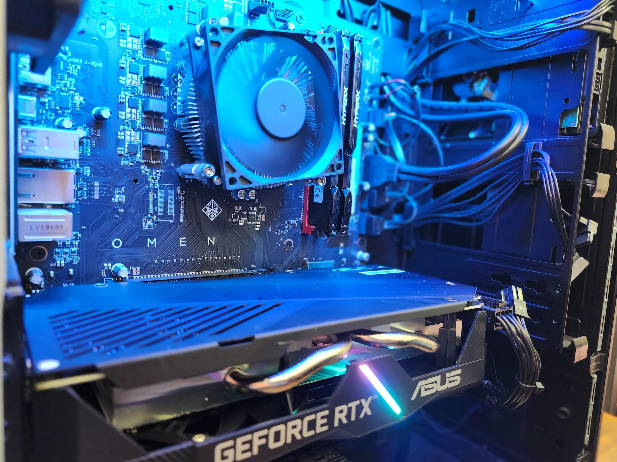 👑 Great Value 1080p Streaming - Gaming PC| RTX 2060 | i7 |32GB DDR4 |256GB M.2 SSD + 1TB HDD |WI-FI