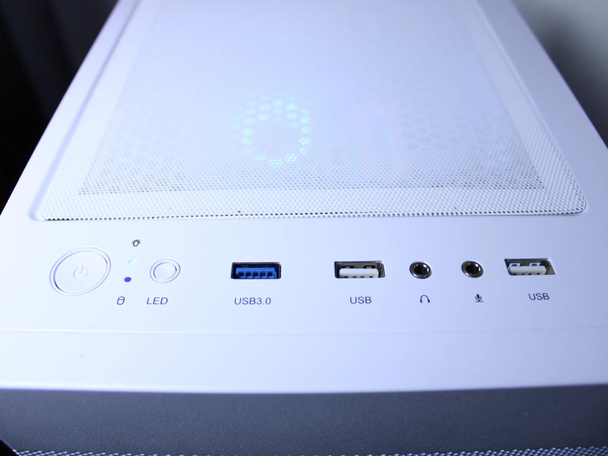 ⚪⚫⚪ Gaming PC! | GTX 1070 TI | Ryzen 5 2600 | 16GB DDR4 Ram | 1TB NVMe | Win 10 Activated | WiFi