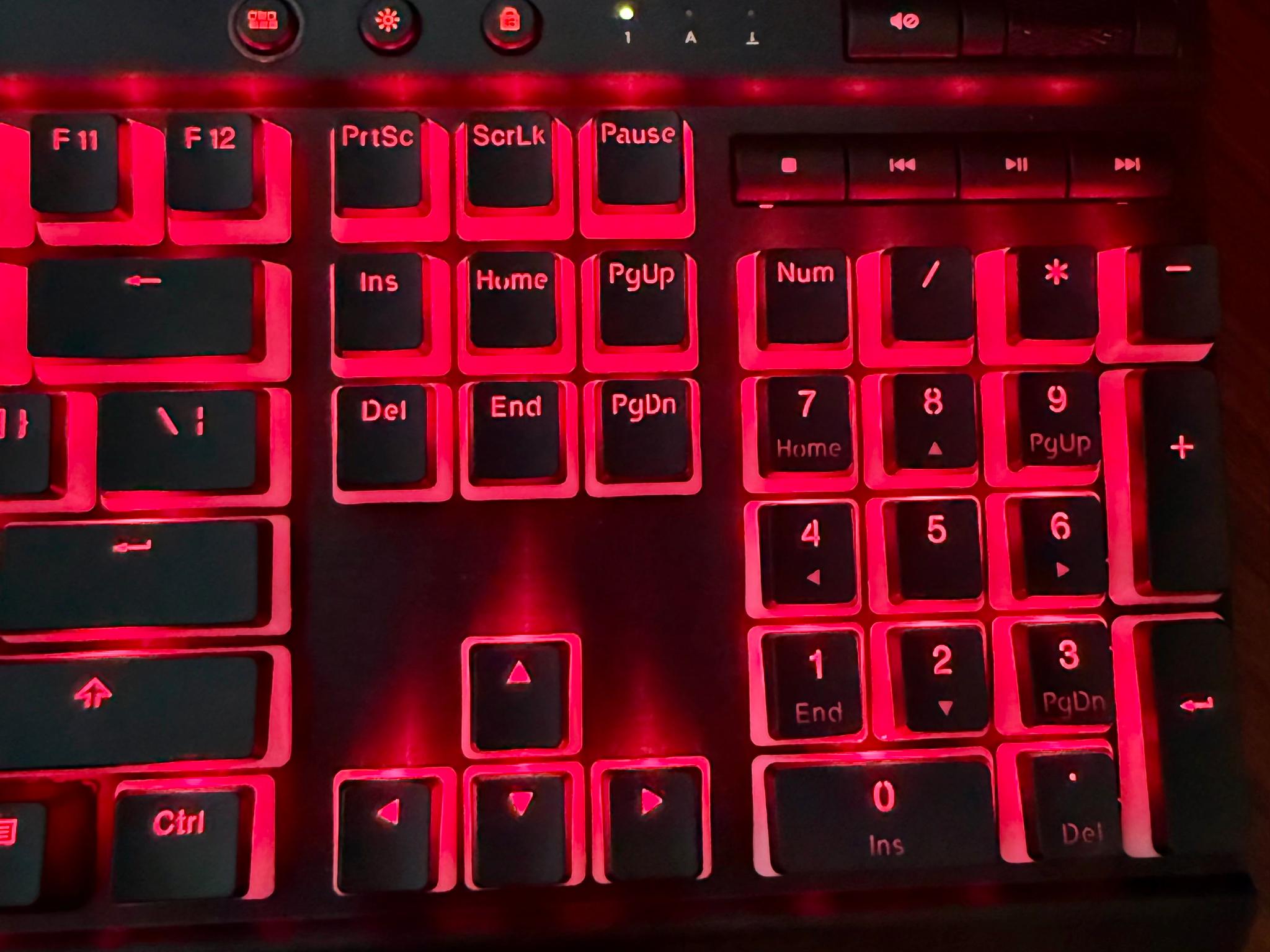 Corsair Vengeance K70 Mechanical Gaming Keyboard