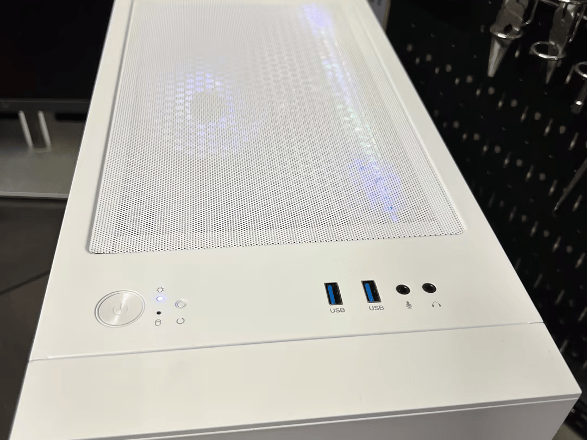 Win 10 Gaming PC || Intel i5-10400 + RX 6600