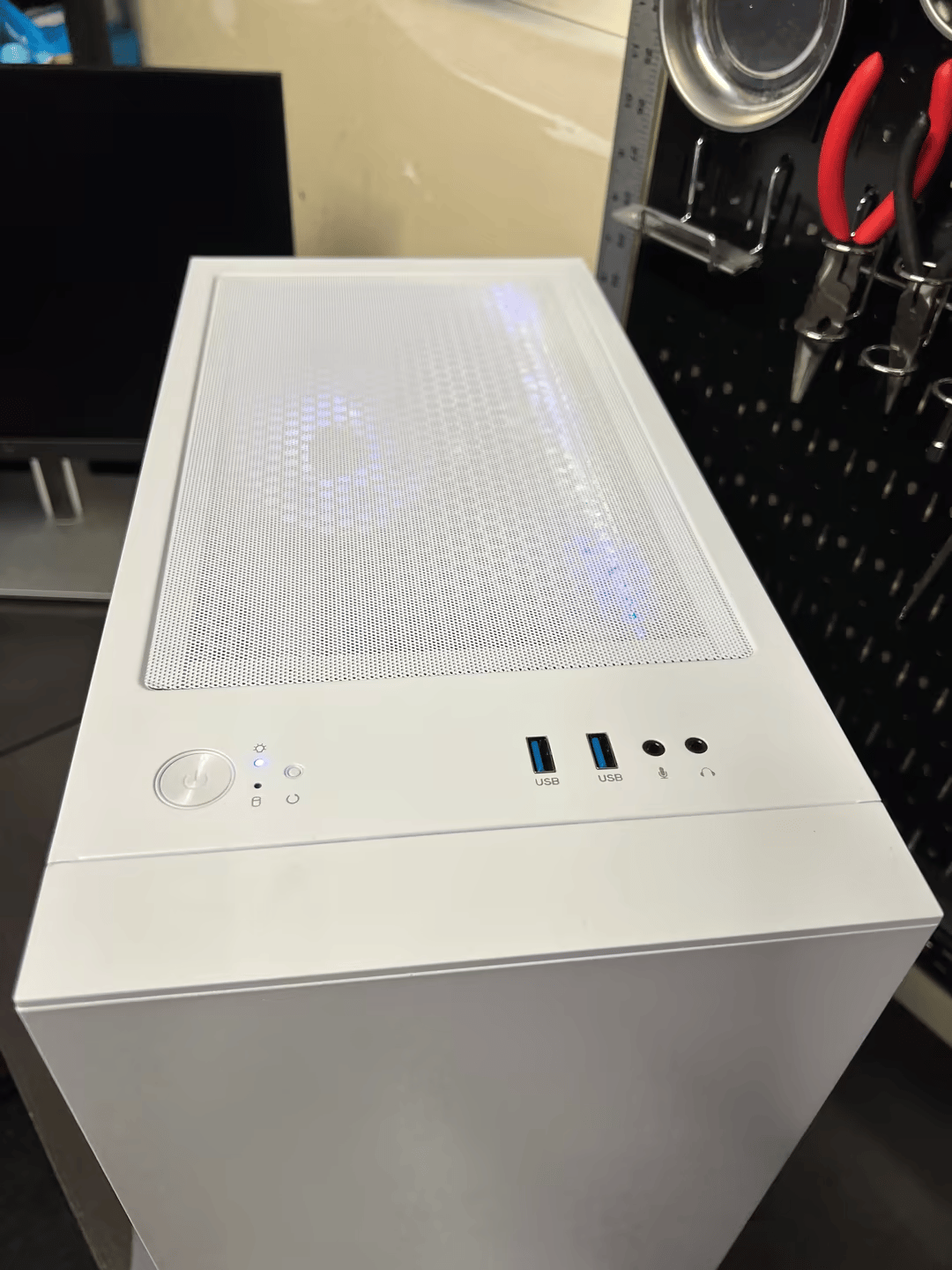 Win 10 Gaming PC || Intel i5-10400 + RX 6600