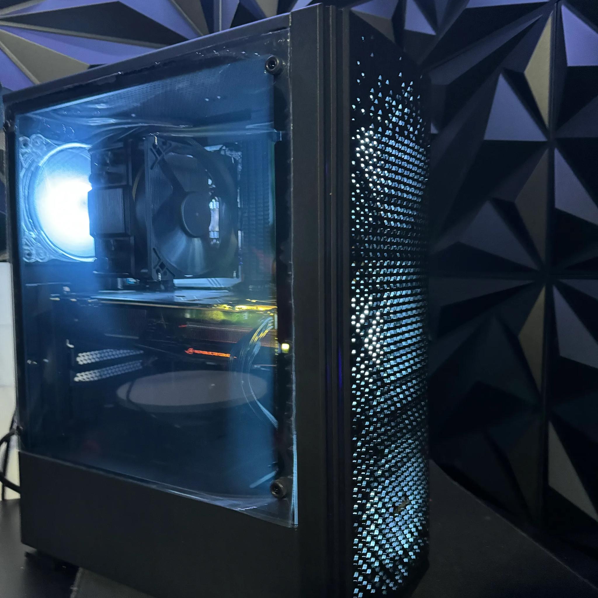 Tusker Build 8770Ti🕹️ i7 8th Gen 🎮GTX 1070ti