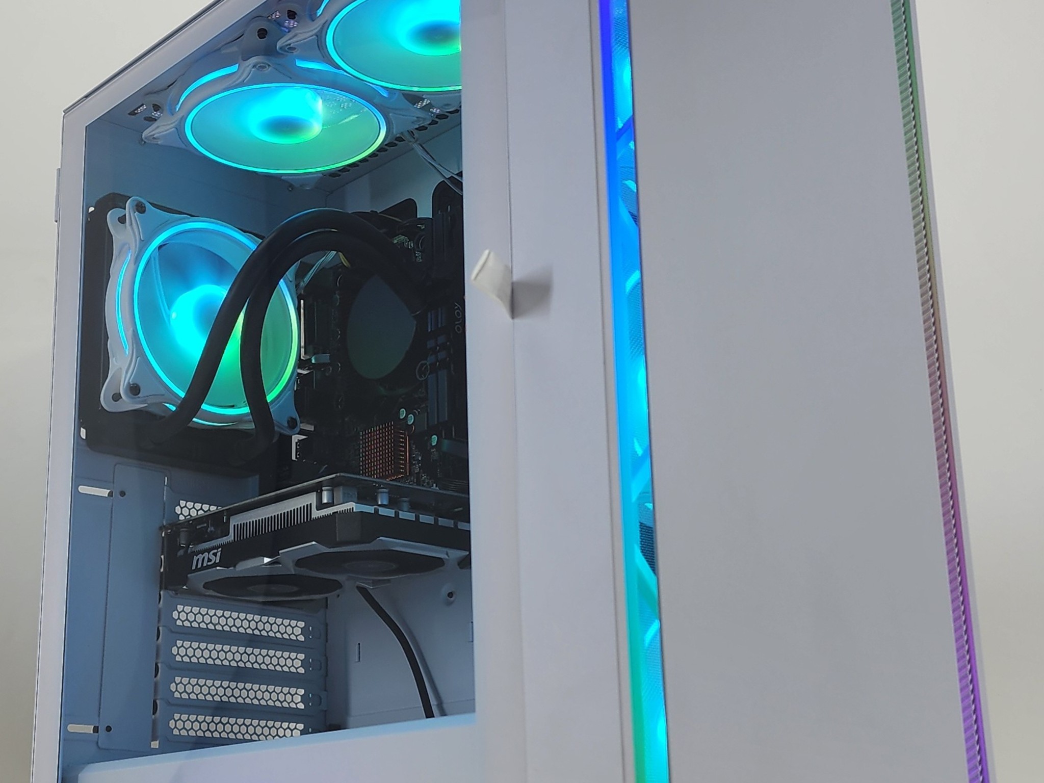 Gaming PC i5-7500 16GB RAM 1TB SSD GTX 1650 4GB Windows 11 Computer