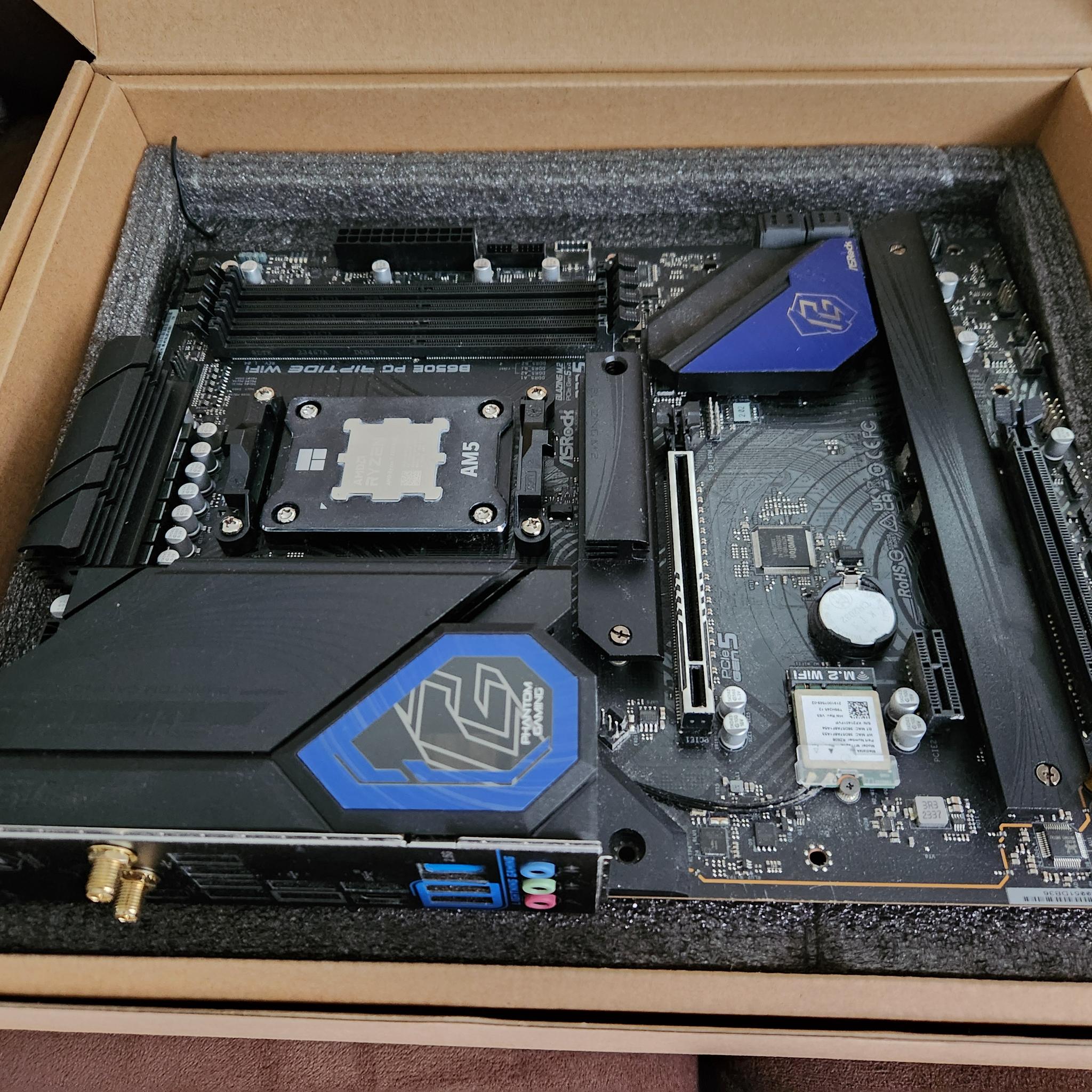 AMD Ryzen 7 7800X3D + ASRock B650E PG Riptide WiFi + Thermaltake Contact Frame Bundle - MINT w/ All