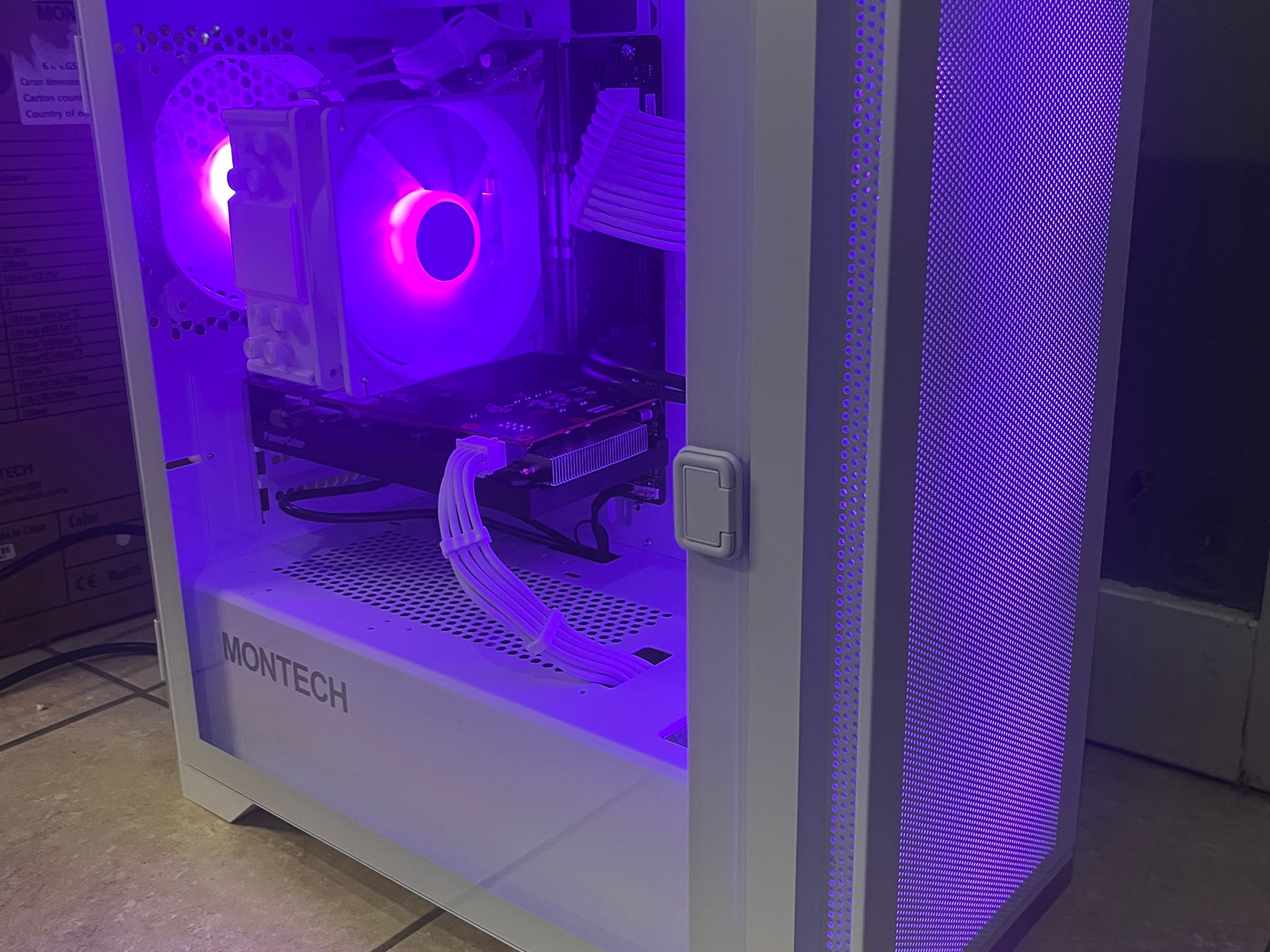 ALL WHITE 1080p Streaming/Gaming PC|RX 6600,Ryzen 5 3600, 512GB SSD