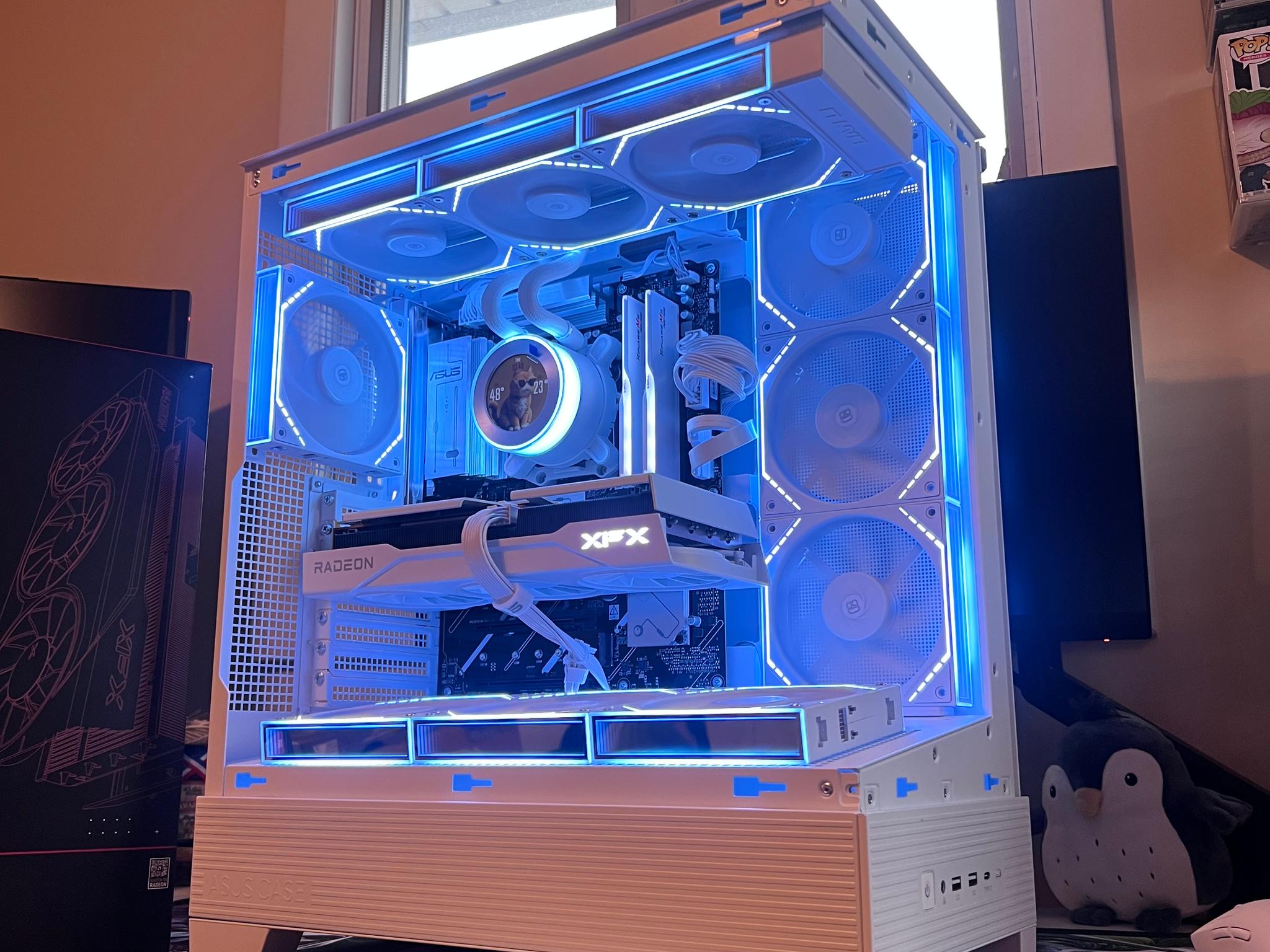 SALE! Glacier 🧊 | RYZEN 5 7600X | RX 9060XT 16GB | 32GB DDR5 | 2TB NVMe | 700W PSU |
