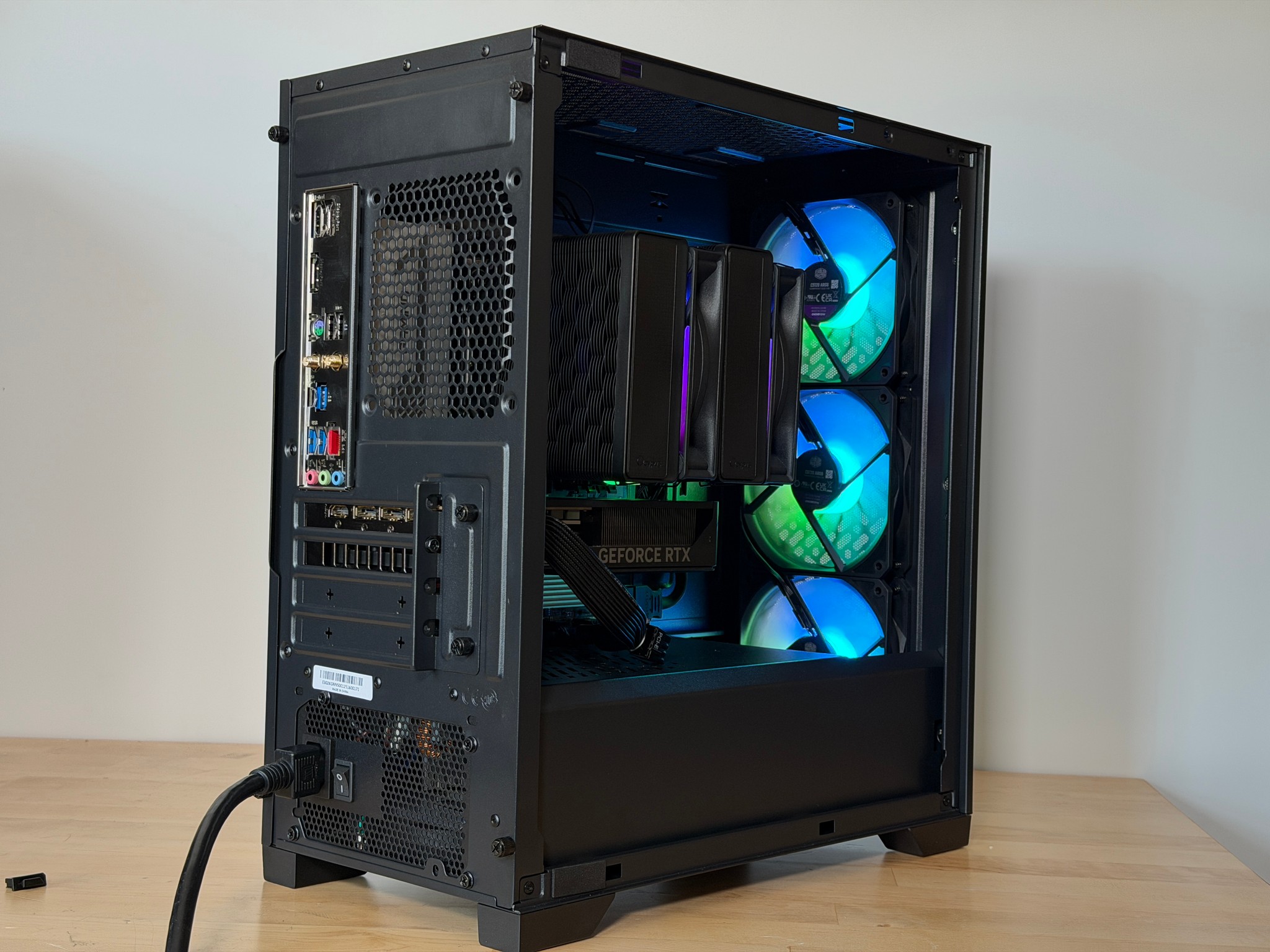 RTX 5060 Ryzen 7 7700x Gaming PC