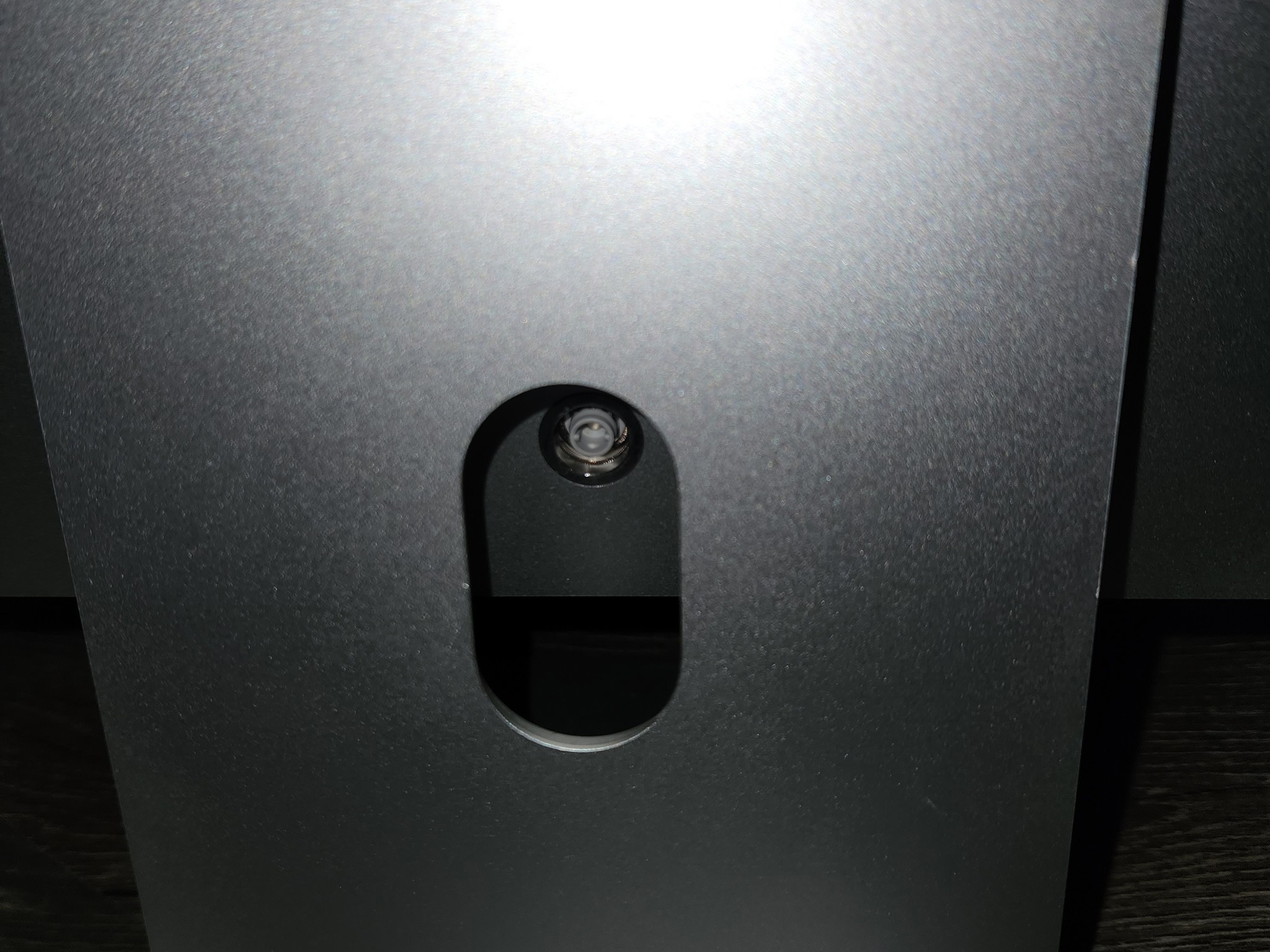 iMac 24" desktop computer damaged screen