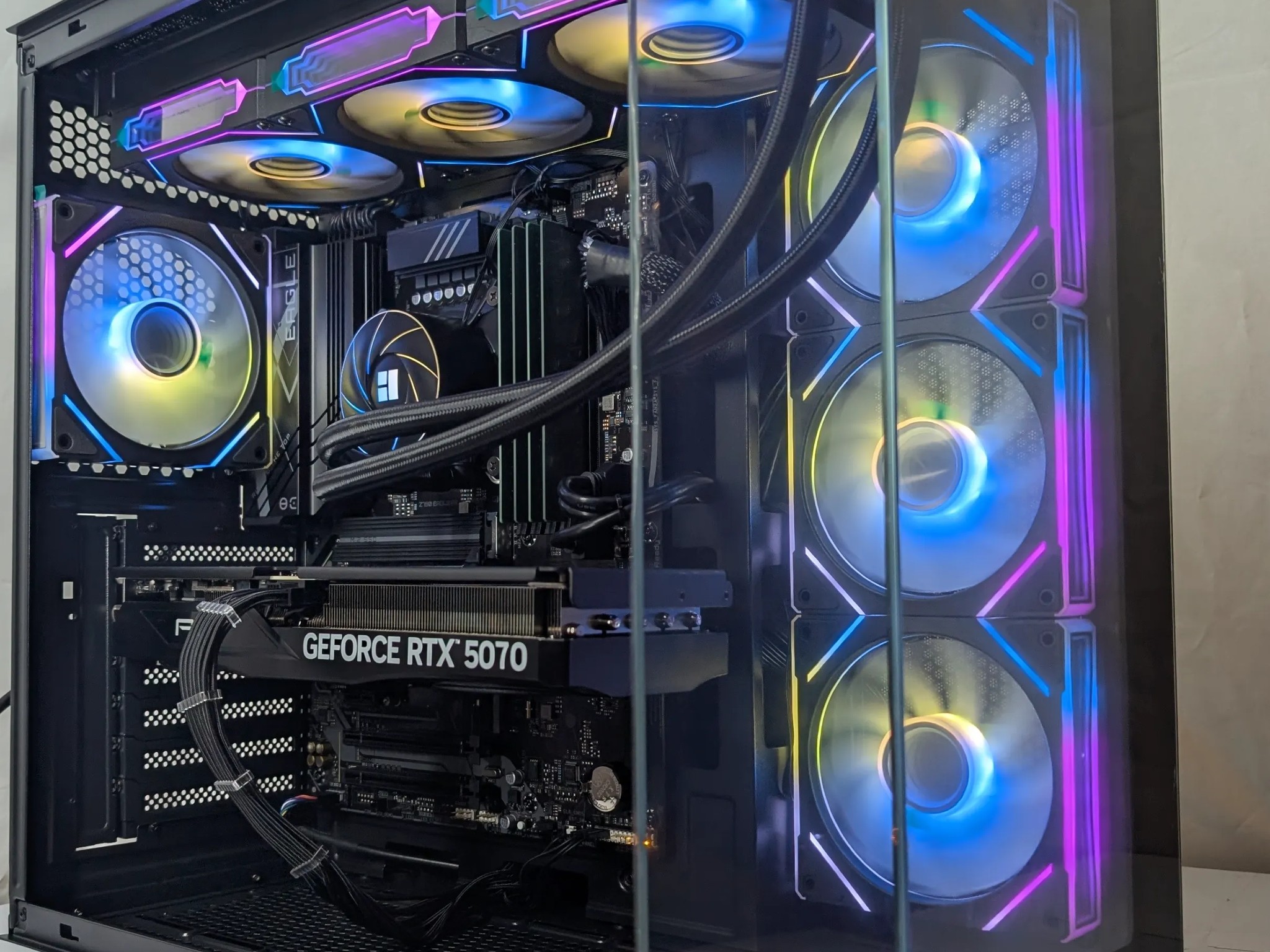 RTX 5070 | I7 12700 | 64GB DDR5 | Z790 motherboard | 360mm AIO | Windows 11 home