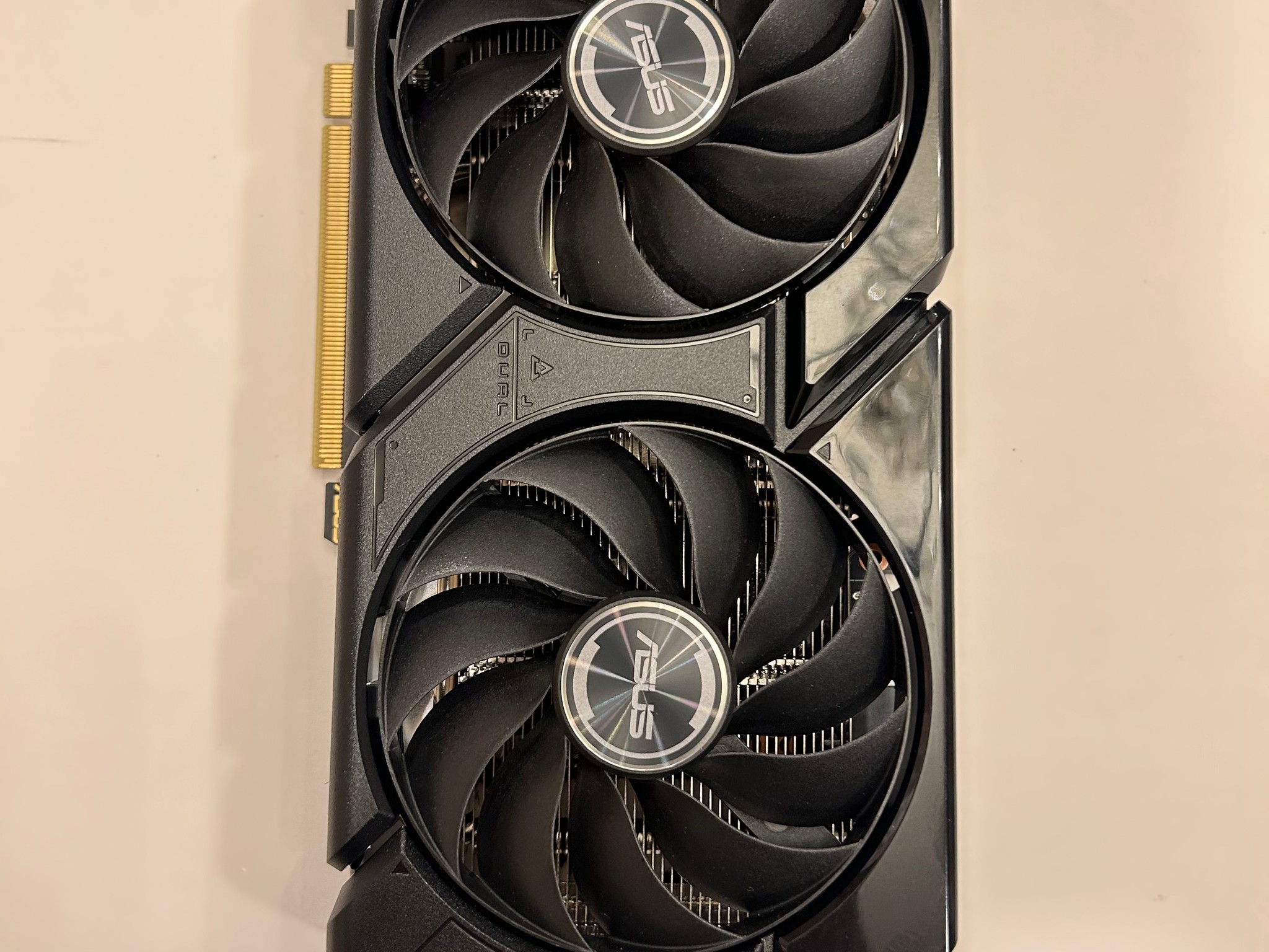ASUS RTX 4070 EVO 12GB