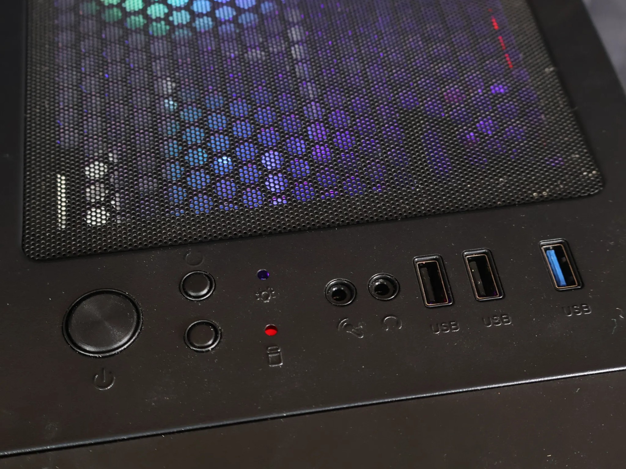 SALE ⚫ Ryzen 5 2400G/GTX 1060 6GB Gaming PC ⚫