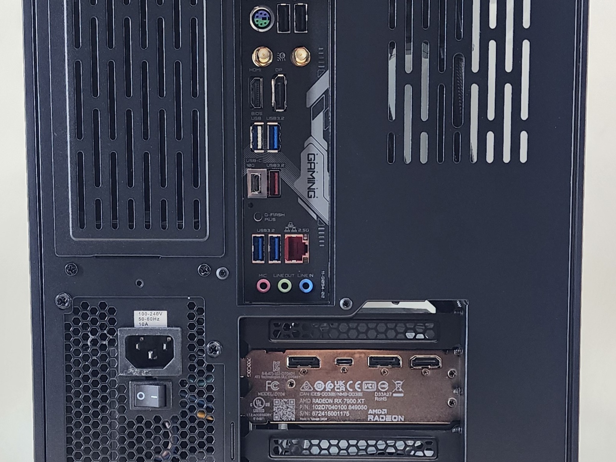 Gaming PC Ryzen 7 9700X 32GB RAM 1TB SSD RX 7900 XT 20GB Windows 11 Computer