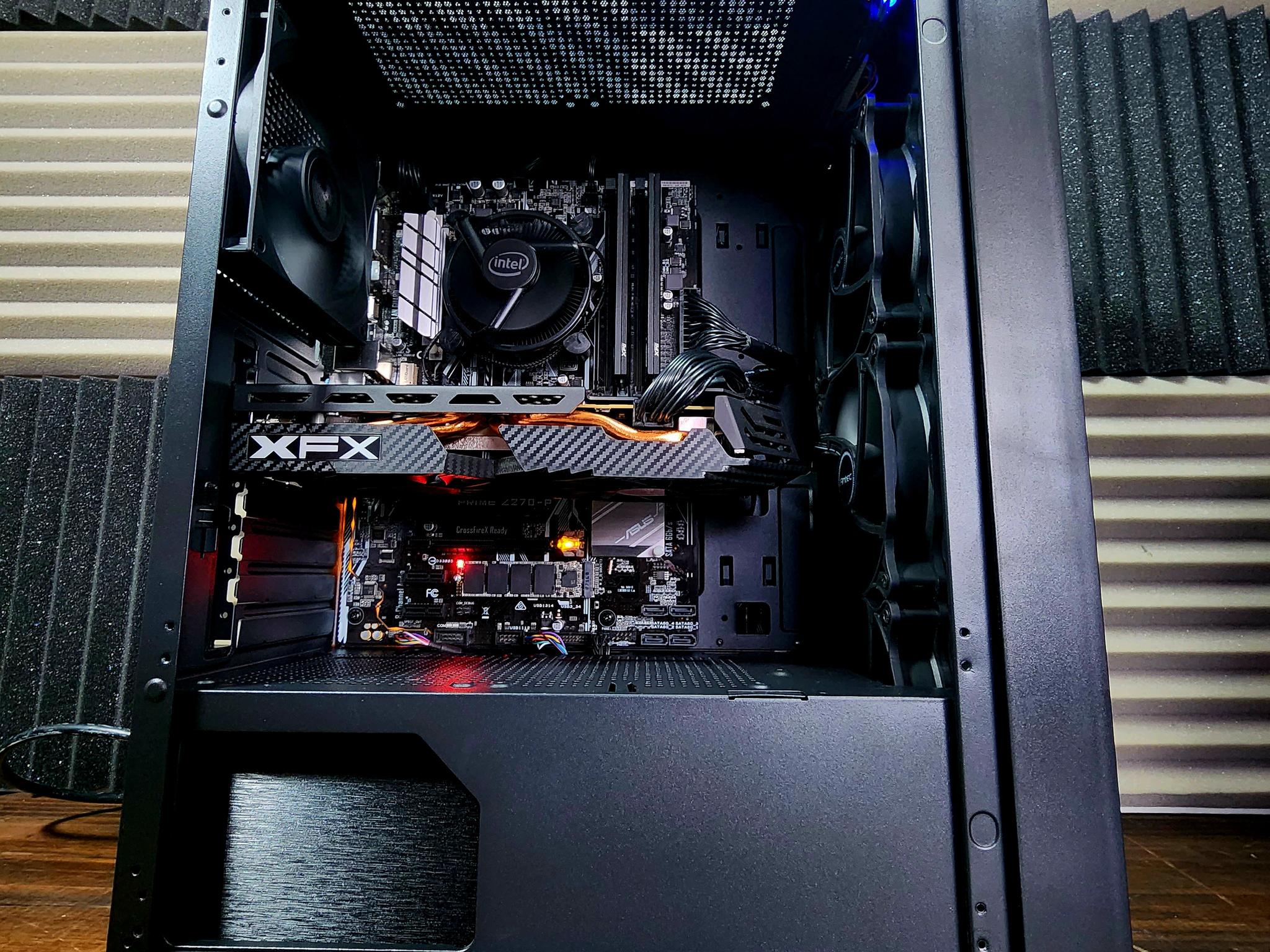 🖤🖤🖤 Intel Core i7 6700 // XFX Radeon RX 580 8GB // XPG 16GB 3200MHz
