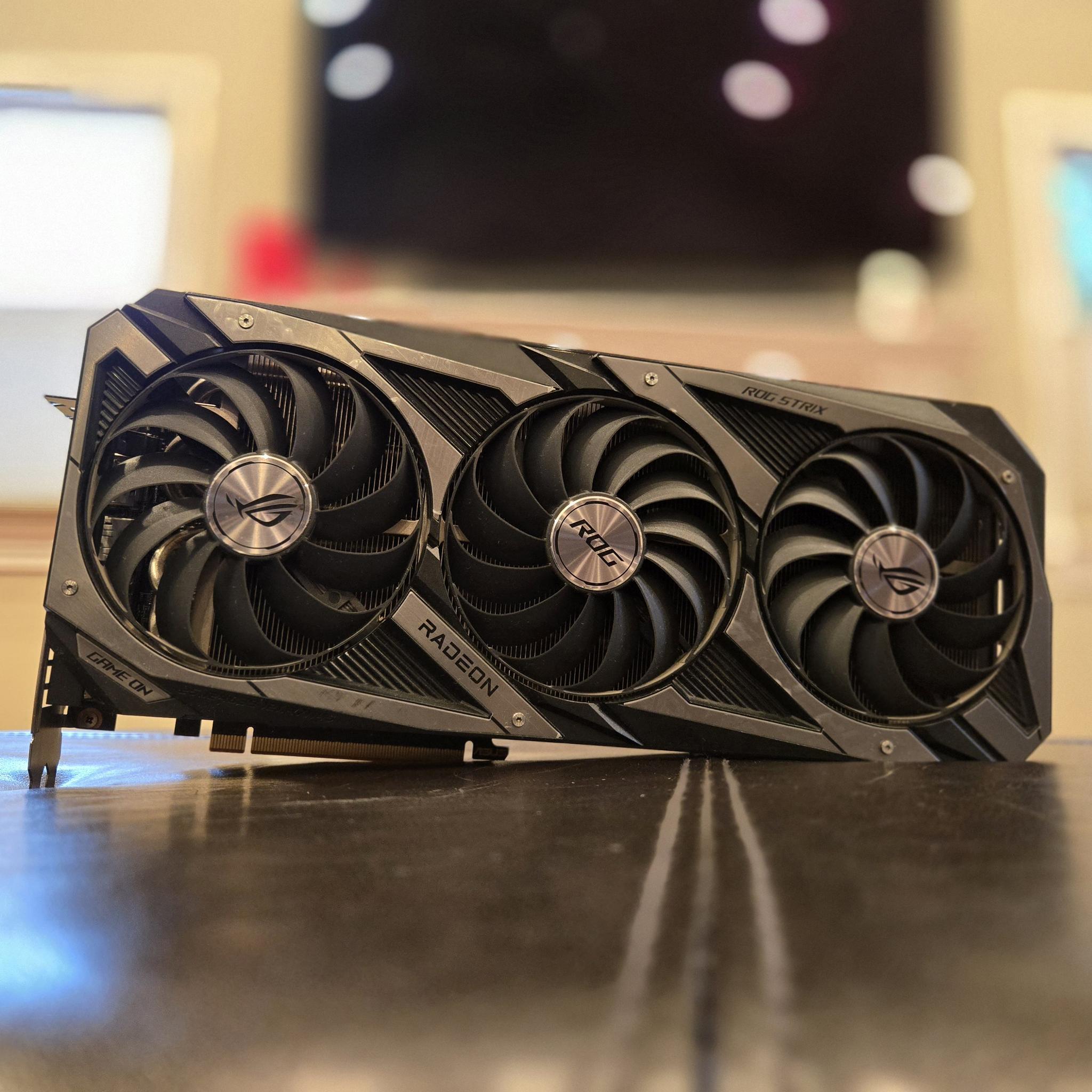 Asus Strix RX 6700XT 12GB
