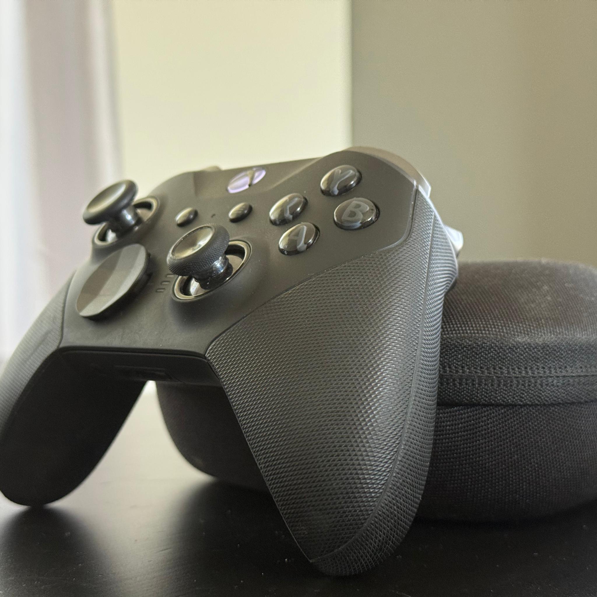 Xbox Elite Series 2 Controller