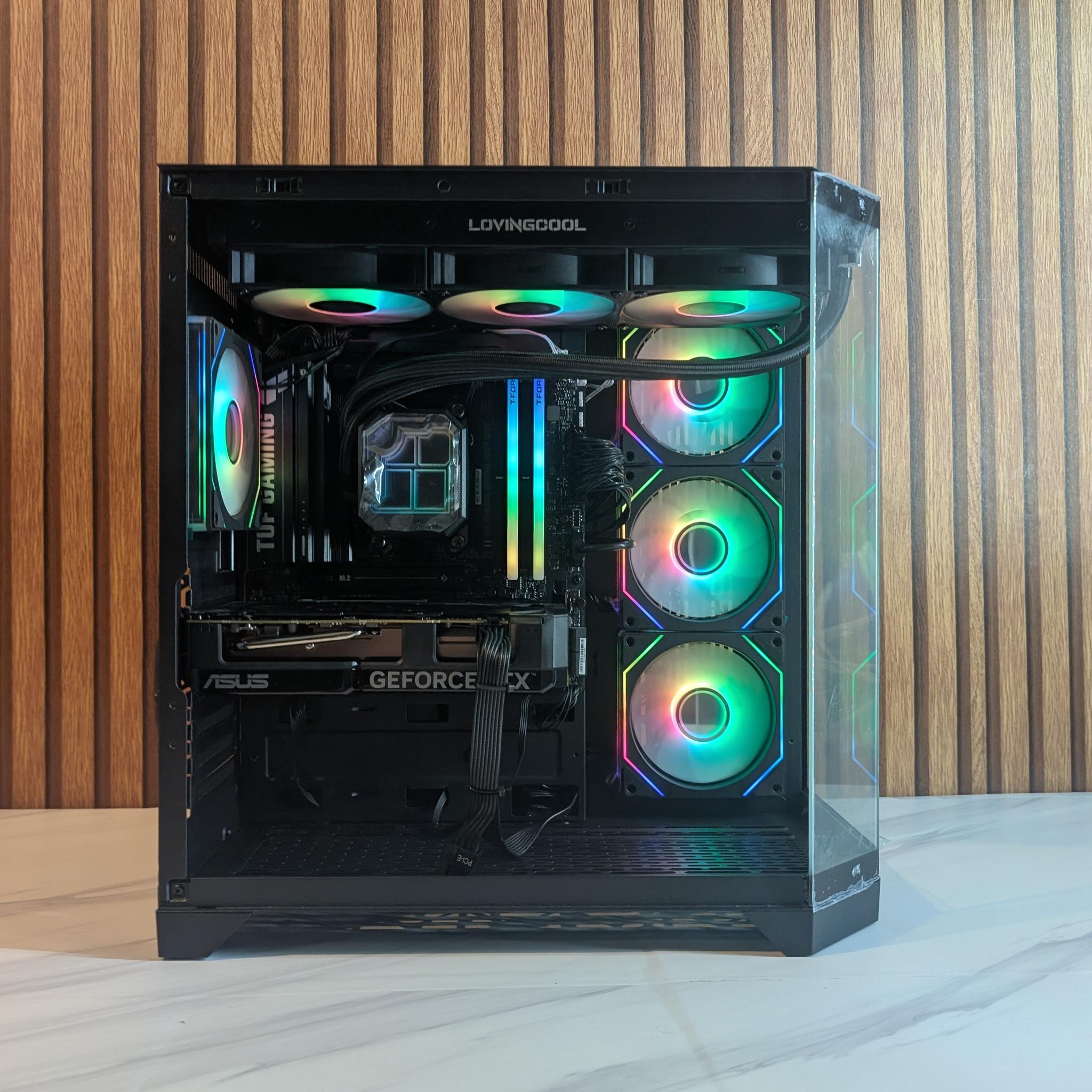 RTX 4070 | RYZEN 5 7600X | 16GB DDR5 | 1TB NVME | 360MM AIO