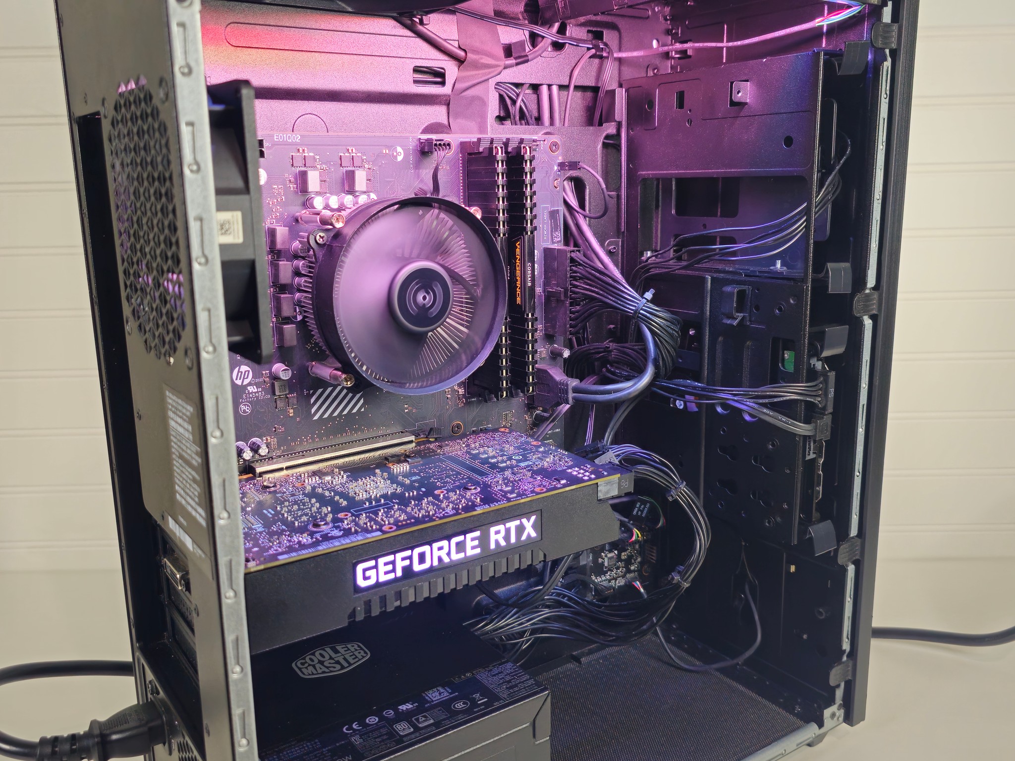 Intel 10700F, RTX 2060, 16GB RAM Gaming PC