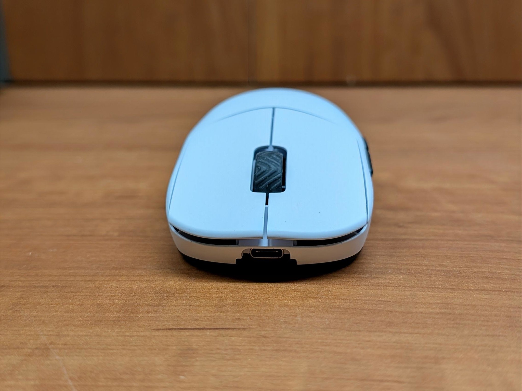 Scyrox V8 White 8K 36g Kailh Super Light Mouse Less Than 1 hr use