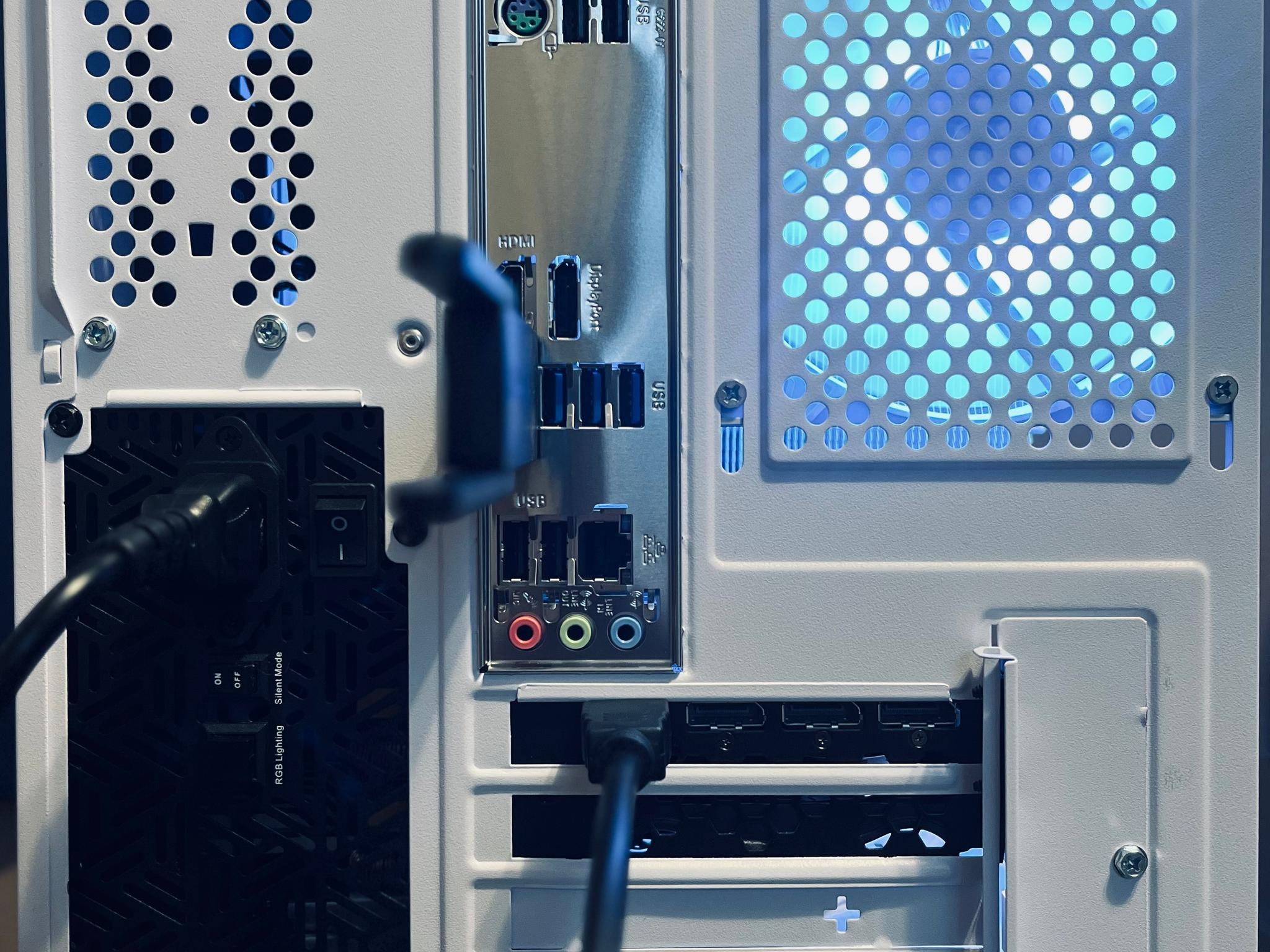 Performance Gaming PC |RTX 3060 TI // Ryzen 5500 // 32GB DDR4|