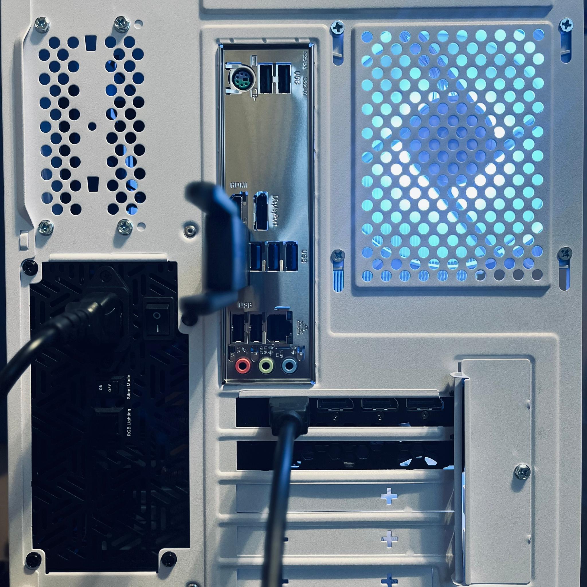 Performance Gaming PC |RTX 3060 TI // Ryzen 5500 // 32GB DDR4|
