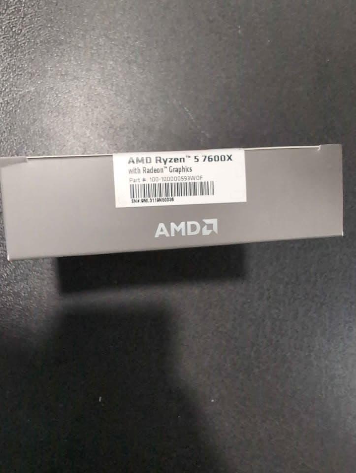 AMD Ryzen 5 7600X