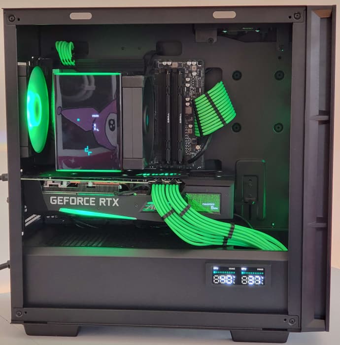 Matrix Display! 7600X/3070/32GB DDR5 RAM/ 1TB NVME SSD/ Digital displays everywhere.