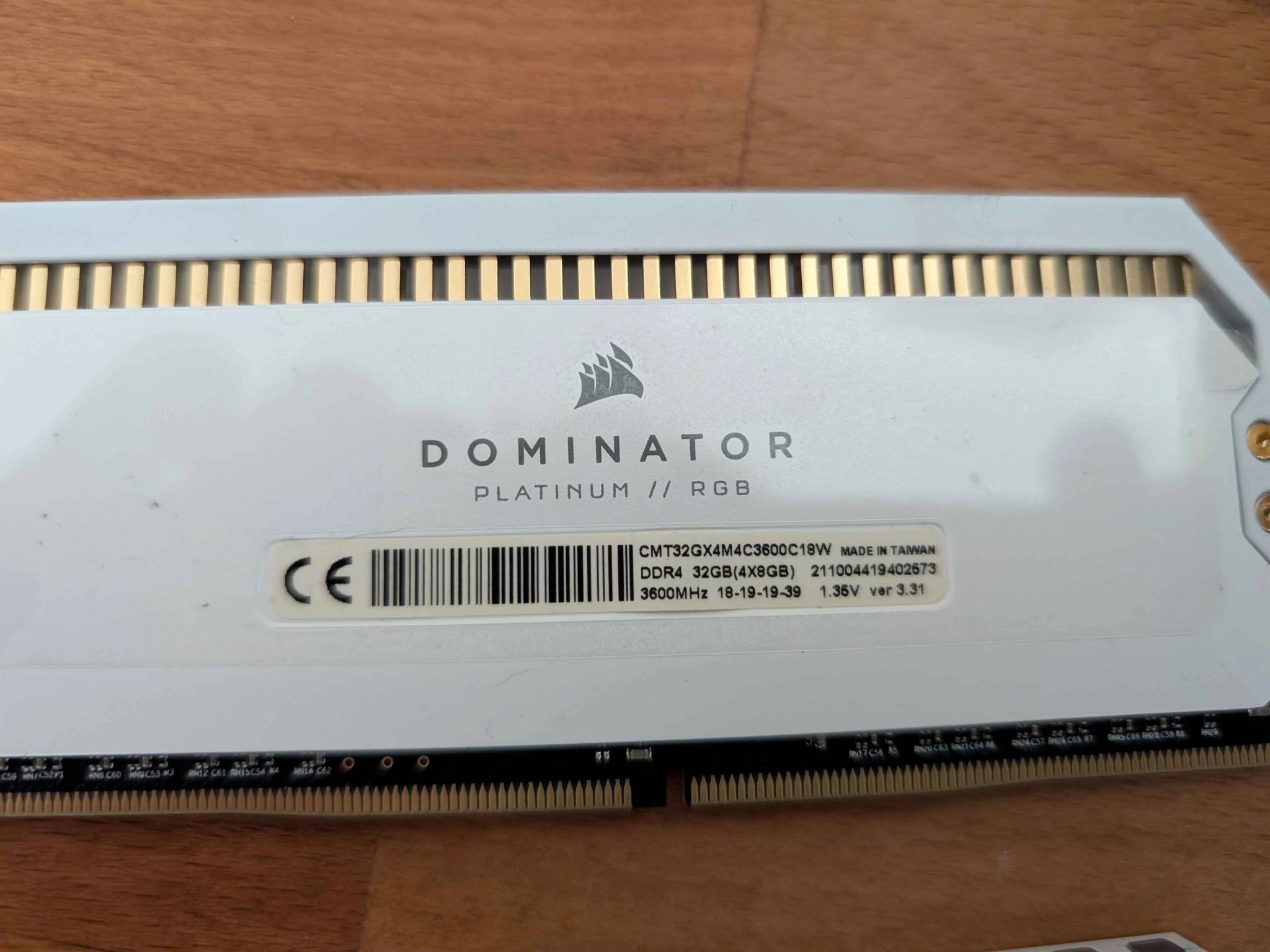 32GB Corsair Dominator Platinum DDR4 3600Mhz CL19