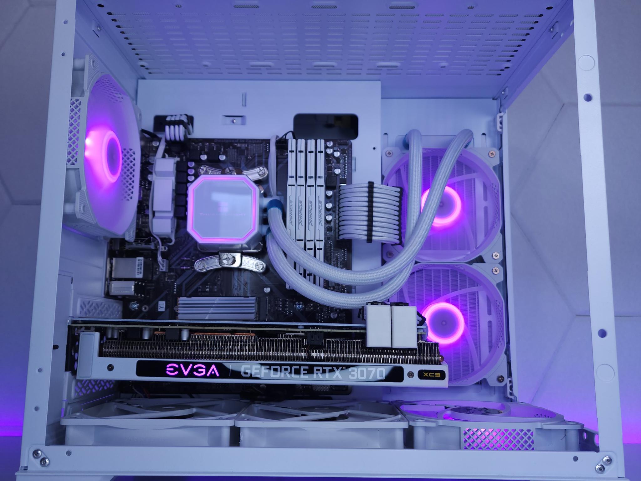 💜🤍RTX 3070 // Ryzen 7 5700G // 32GB 3200MHz // 1TB NVMe Gen 3