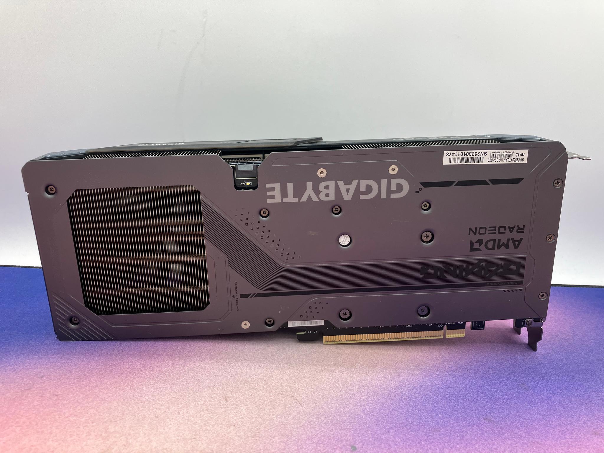 GIGABYTE Radeon RX 9060 XT GAMING OC 16G - Image 2
