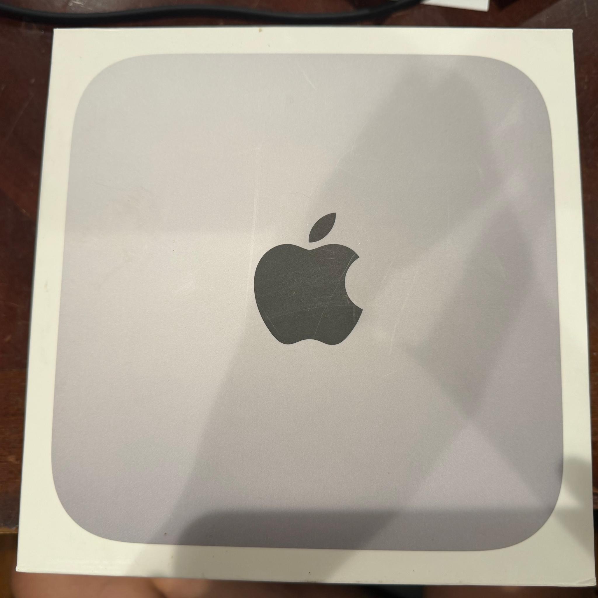 M2 Mac mini - 8GB ram 512gb Storage