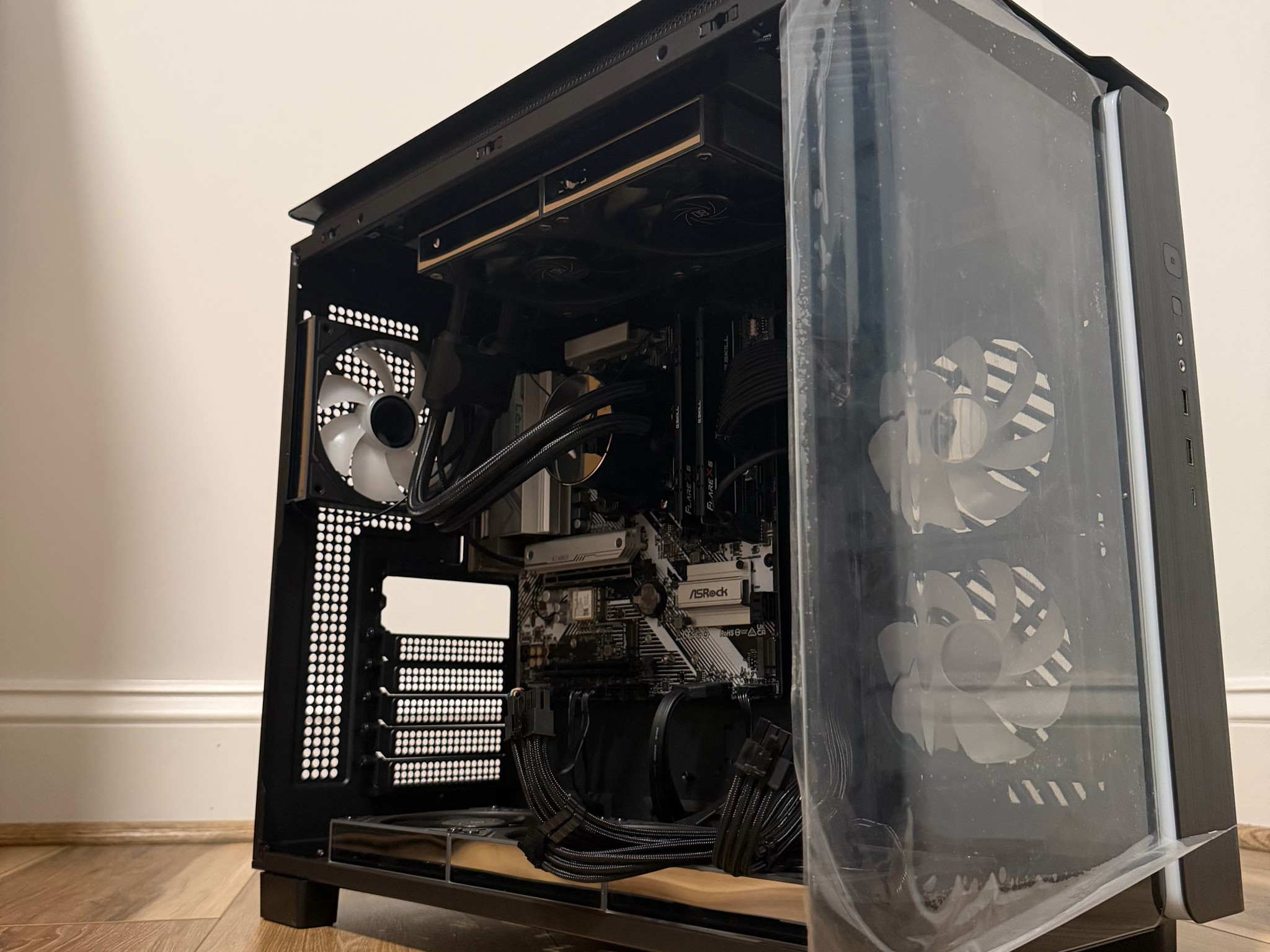Gaming PC | Ryzen 9 7900 | 32GB DDR5 Ram | 2tb NVMe SSD | 1300W PSU | WiFi | No Dedicated GPU