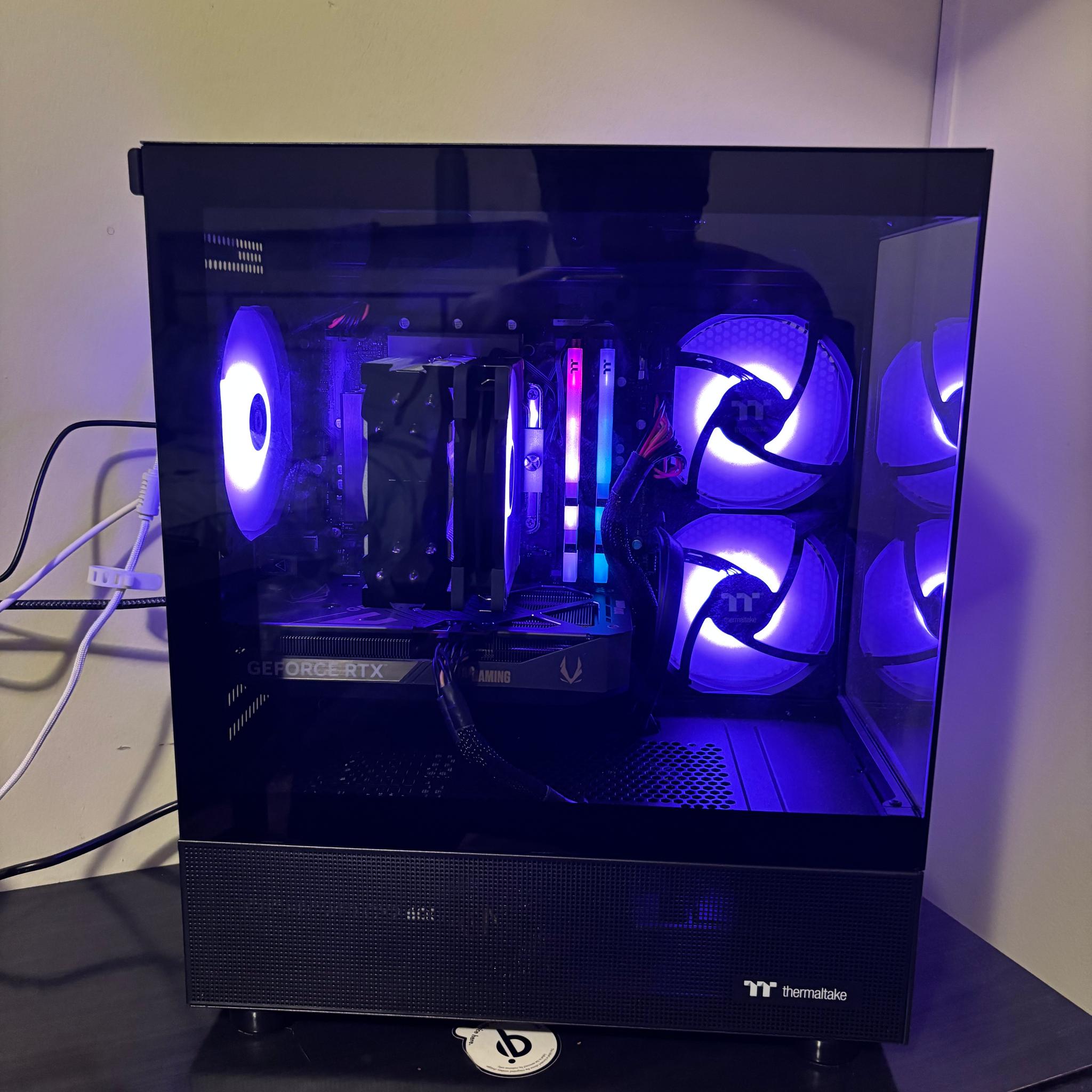 GeForce RTX 5060 Custom Gaming PC - Core i5-12600K, 16GB RAM, 1TB NVMe SSD