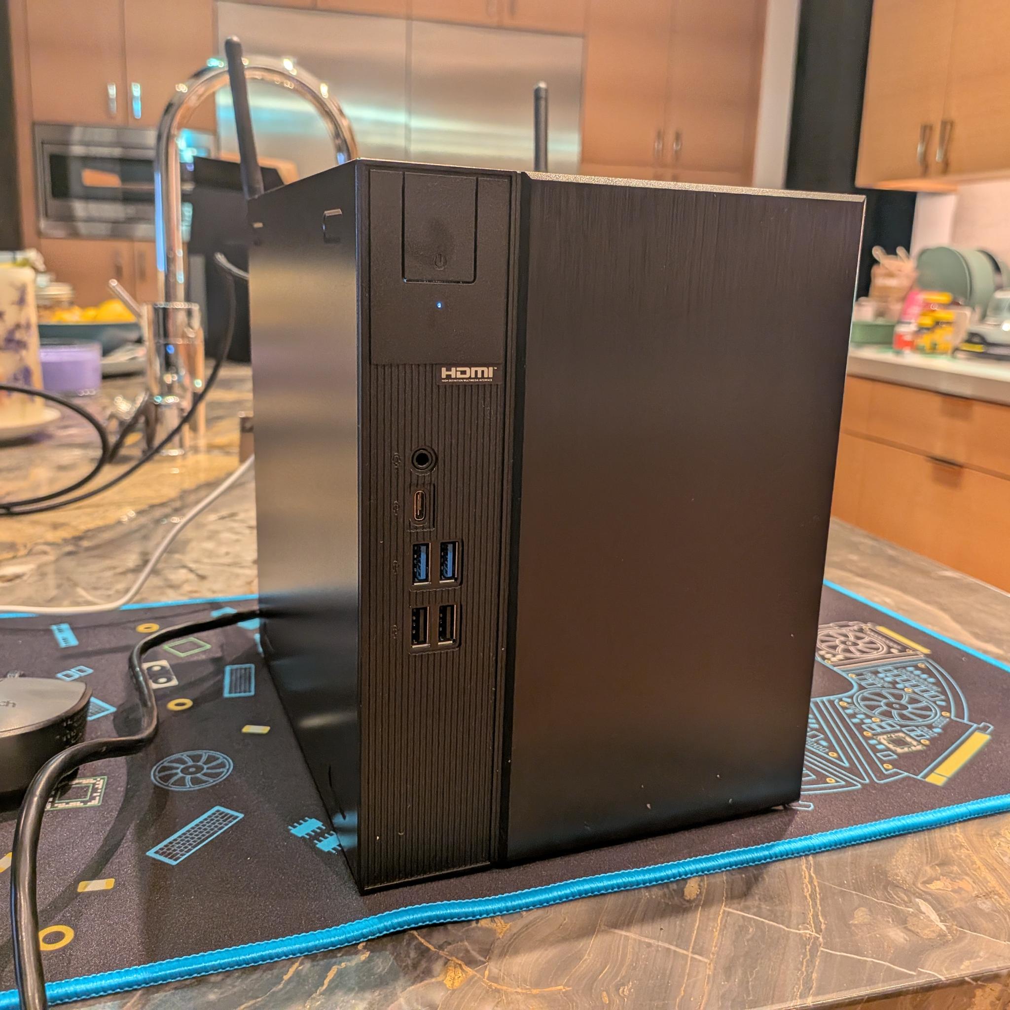 Steam Machine Killer - RX 9060 XT, Ryzen 5 7500F, 32 GB DDR5 RAM, 2 TB Gen 4 NVME