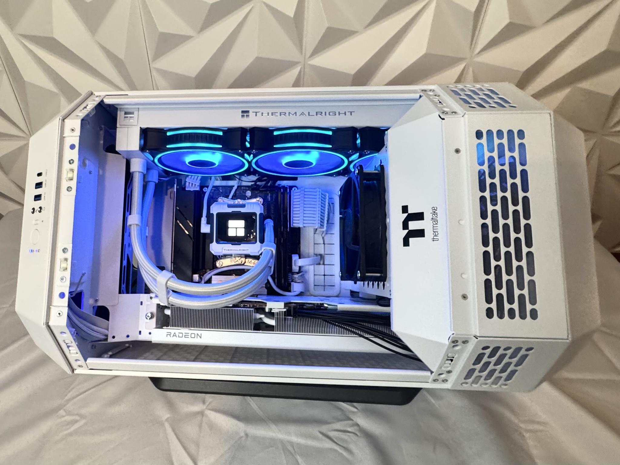 🚀🐰|High-end Gaming Pc| Ryzen 7 9700x, 9070xt, 64gb, 2tb, Wifi