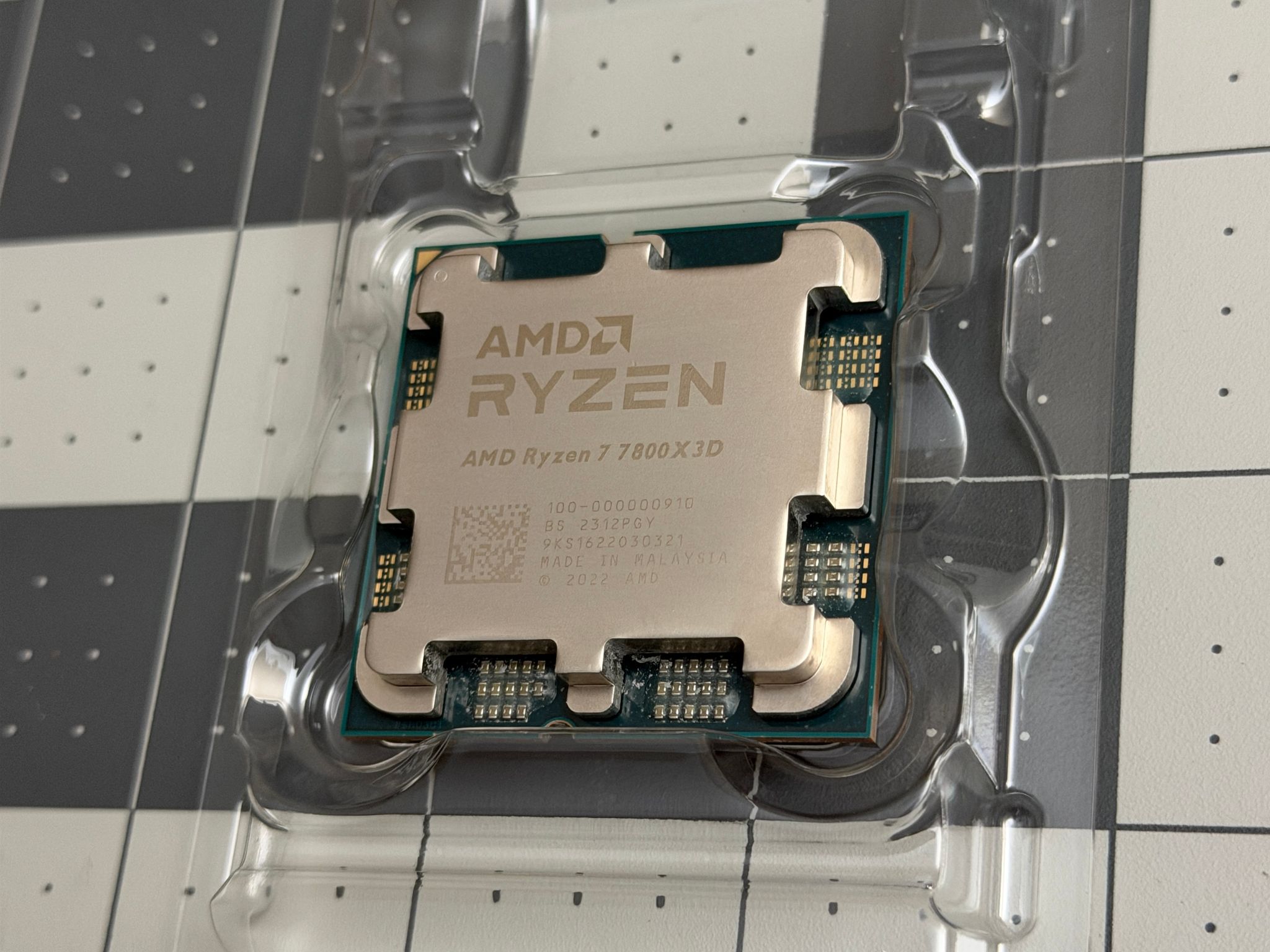 AMD Ryzen 7 7800X3D